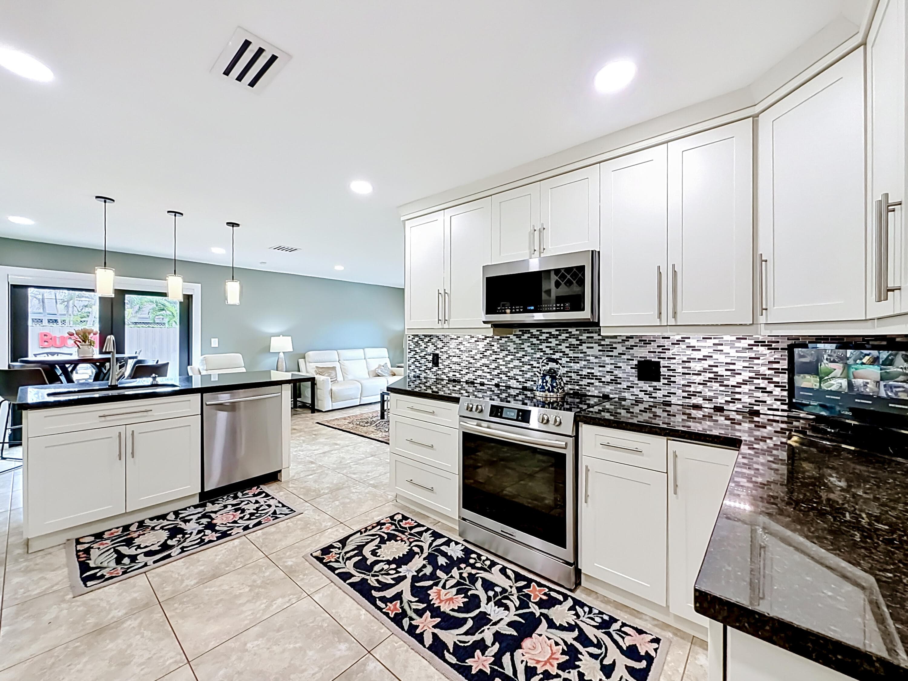736 NW 12th Avenue, Dania Beach, FL 33004 — photo 15 of 79
