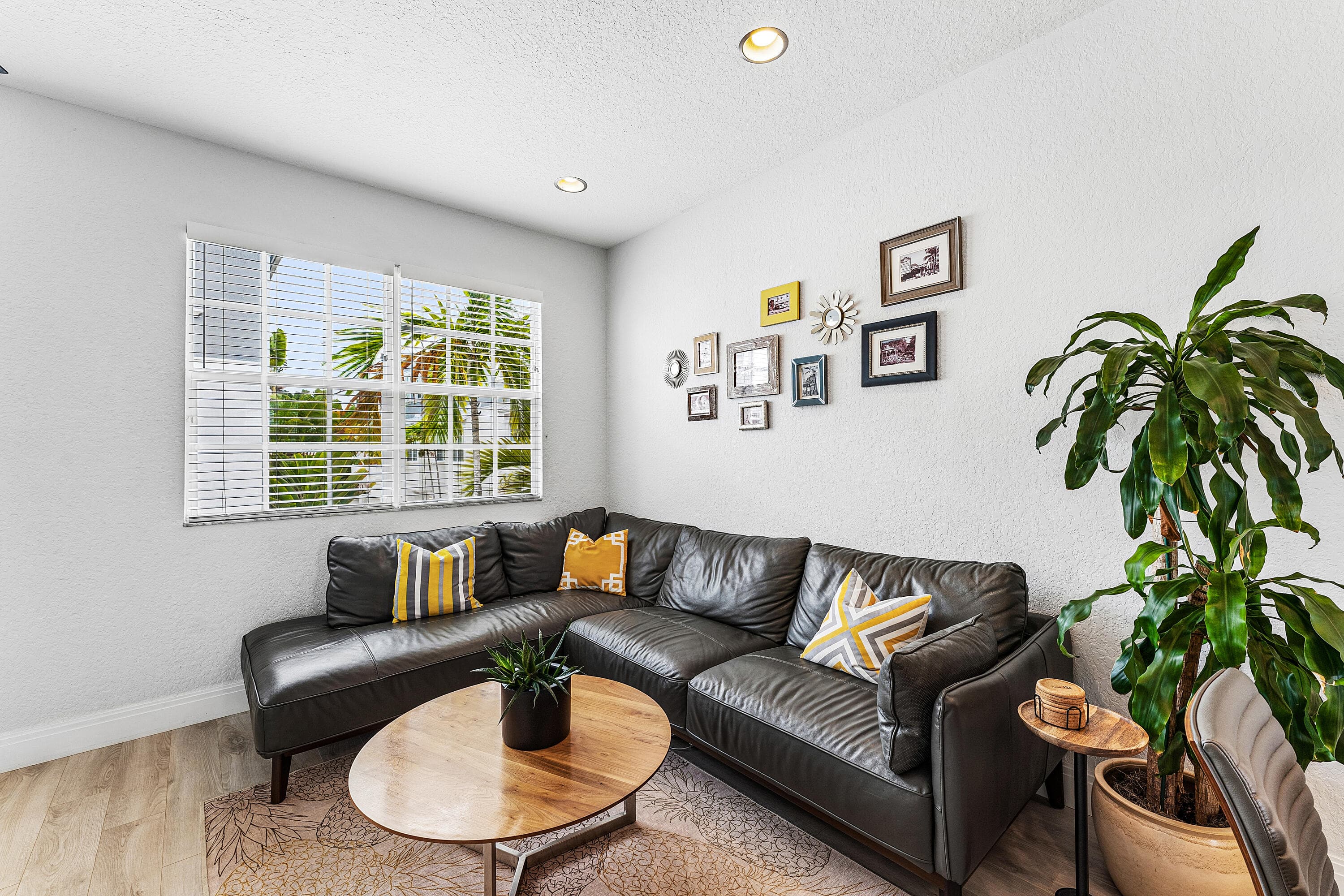 295 NE 5th Avenue 22, Delray Beach, FL 33483 — photo 14 of 35