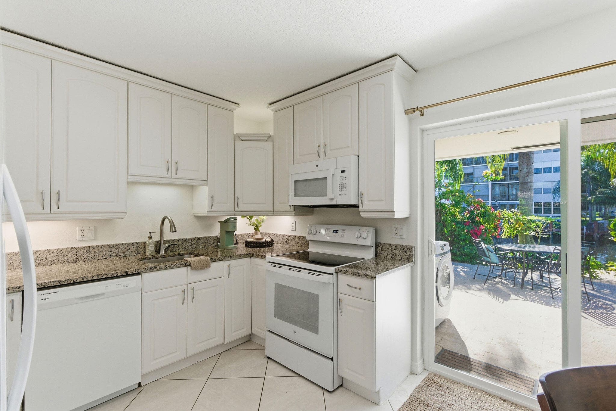 1850 SE 7th Street B, Pompano Beach, FL 33060 — photo 11 of 30