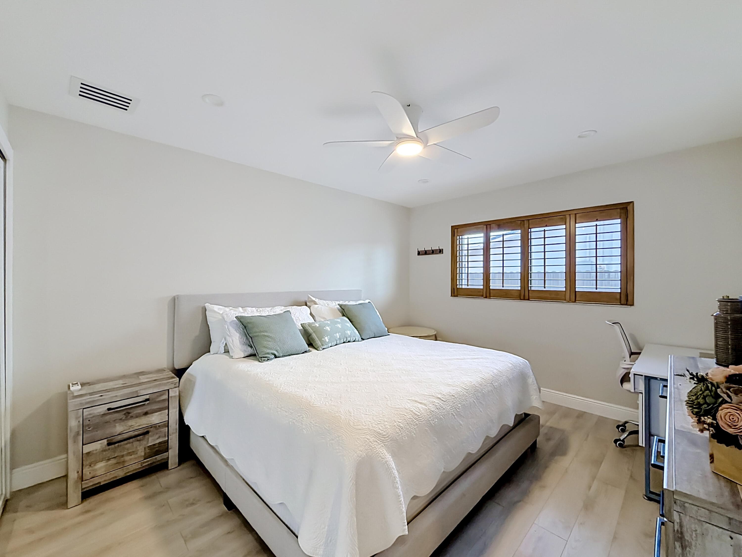 736 NW 12th Avenue, Dania Beach, FL 33004 — photo 33 of 79