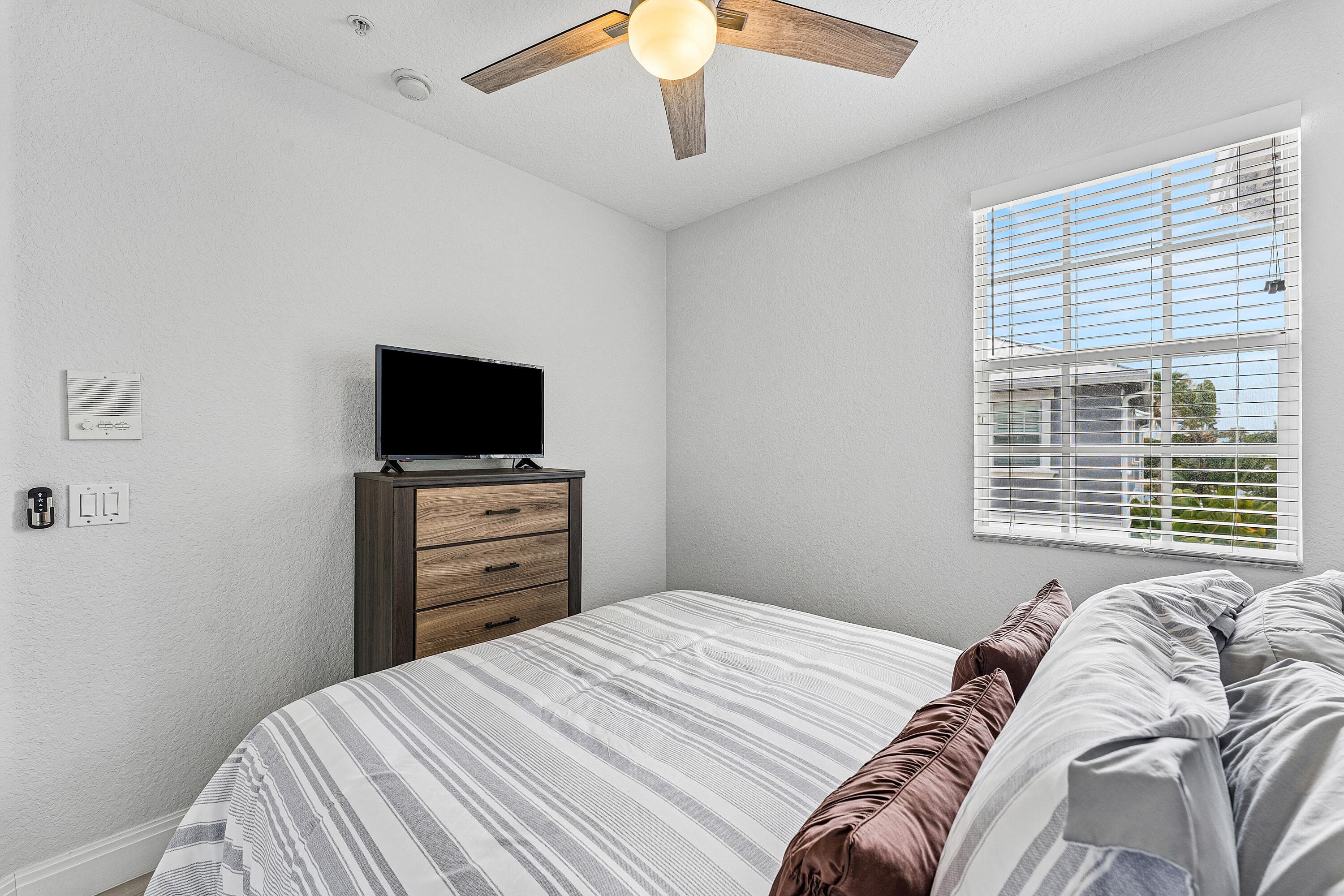 295 NE 5th Avenue 22, Delray Beach, FL 33483 — photo 26 of 35