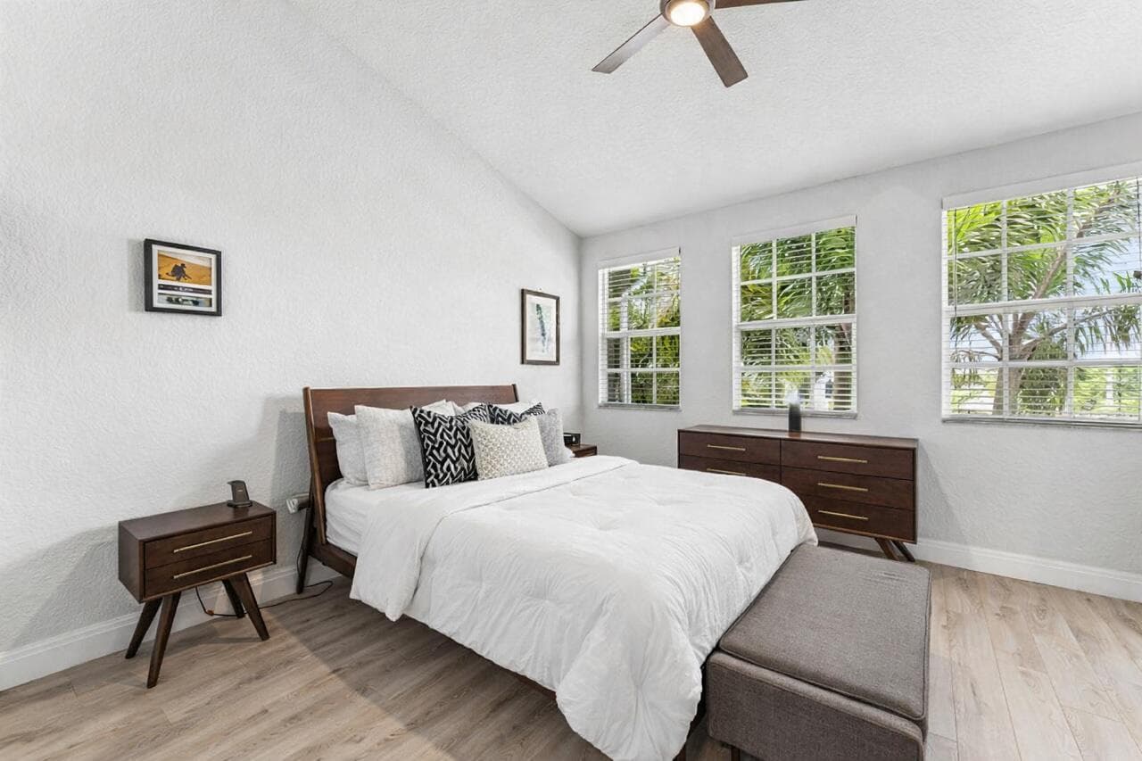 295 NE 5th Avenue 22, Delray Beach, FL 33483 — photo 20 of 35
