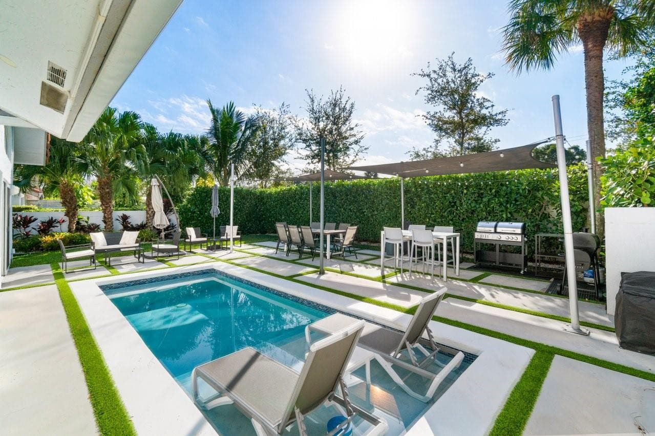 2058 NW 52nd Street, Boca Raton, FL 33496 — photo 1 of 35