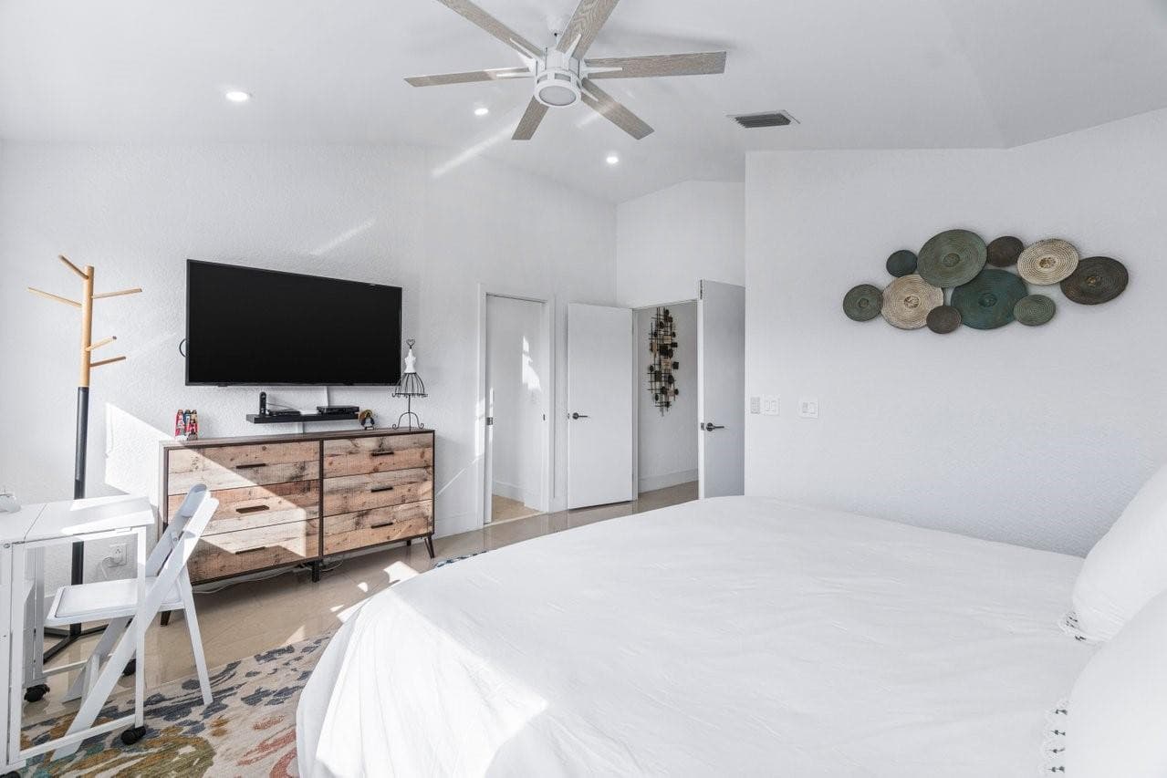 2058 NW 52nd Street, Boca Raton, FL 33496 — photo 17 of 35