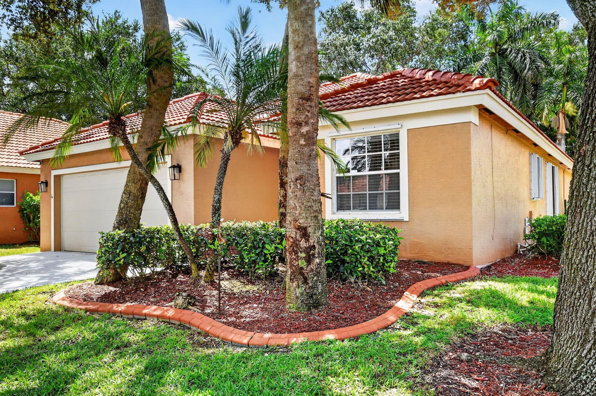 1084 Aspri Way, Riviera Beach, FL 33418 — photo 3 of 78