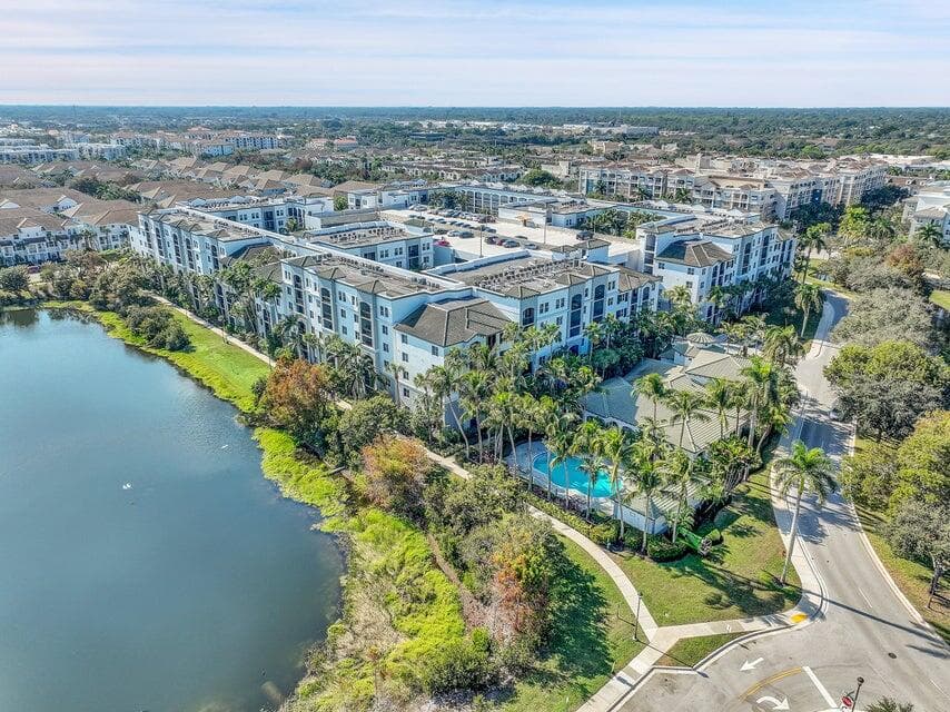 1660 Renaissance Commons Boulevard 2418, Boynton Beach, FL 33426 — photo 18 of 19