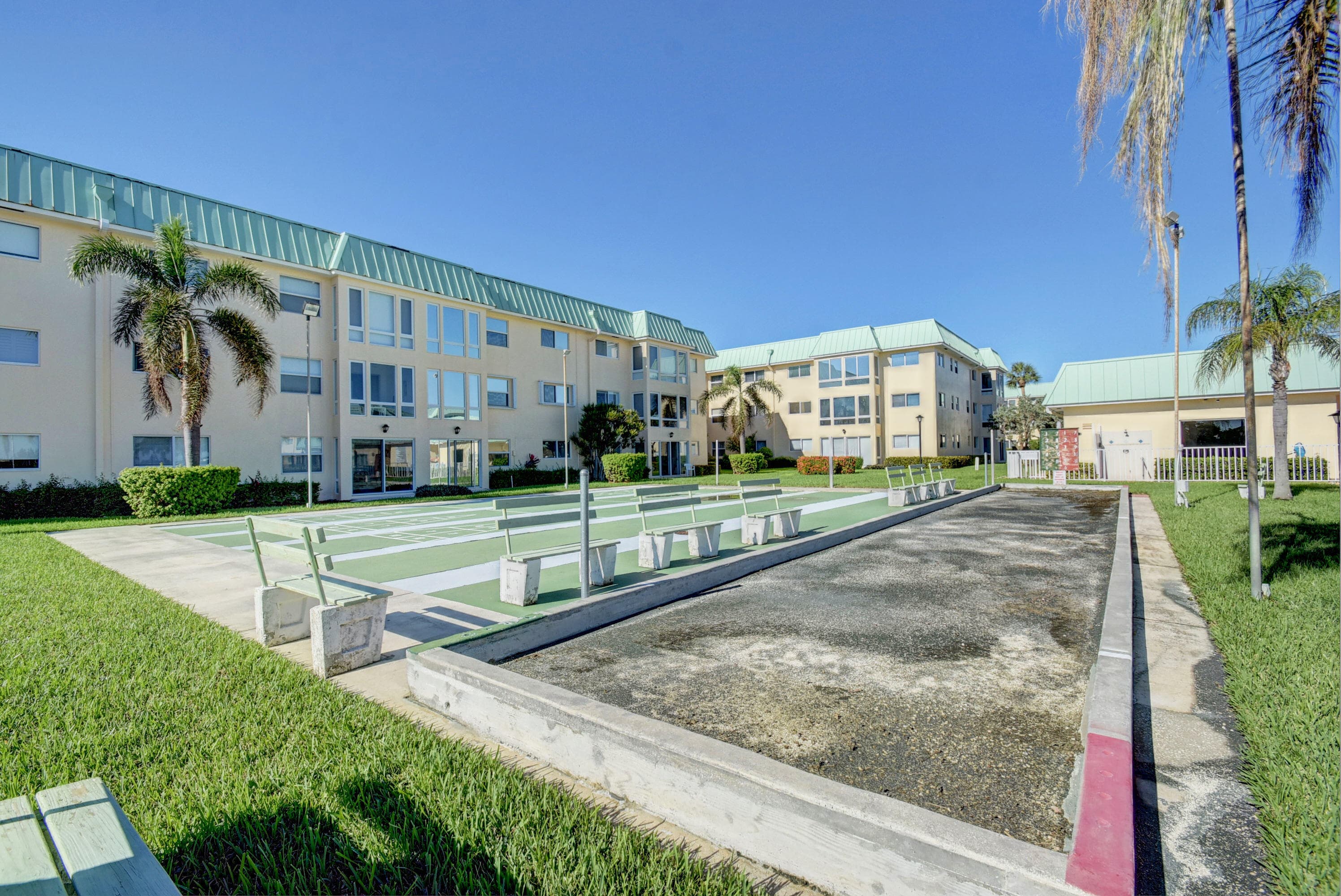 22 Colonial Club Drive 103, Boynton Beach, FL 33435 — photo 34 of 41