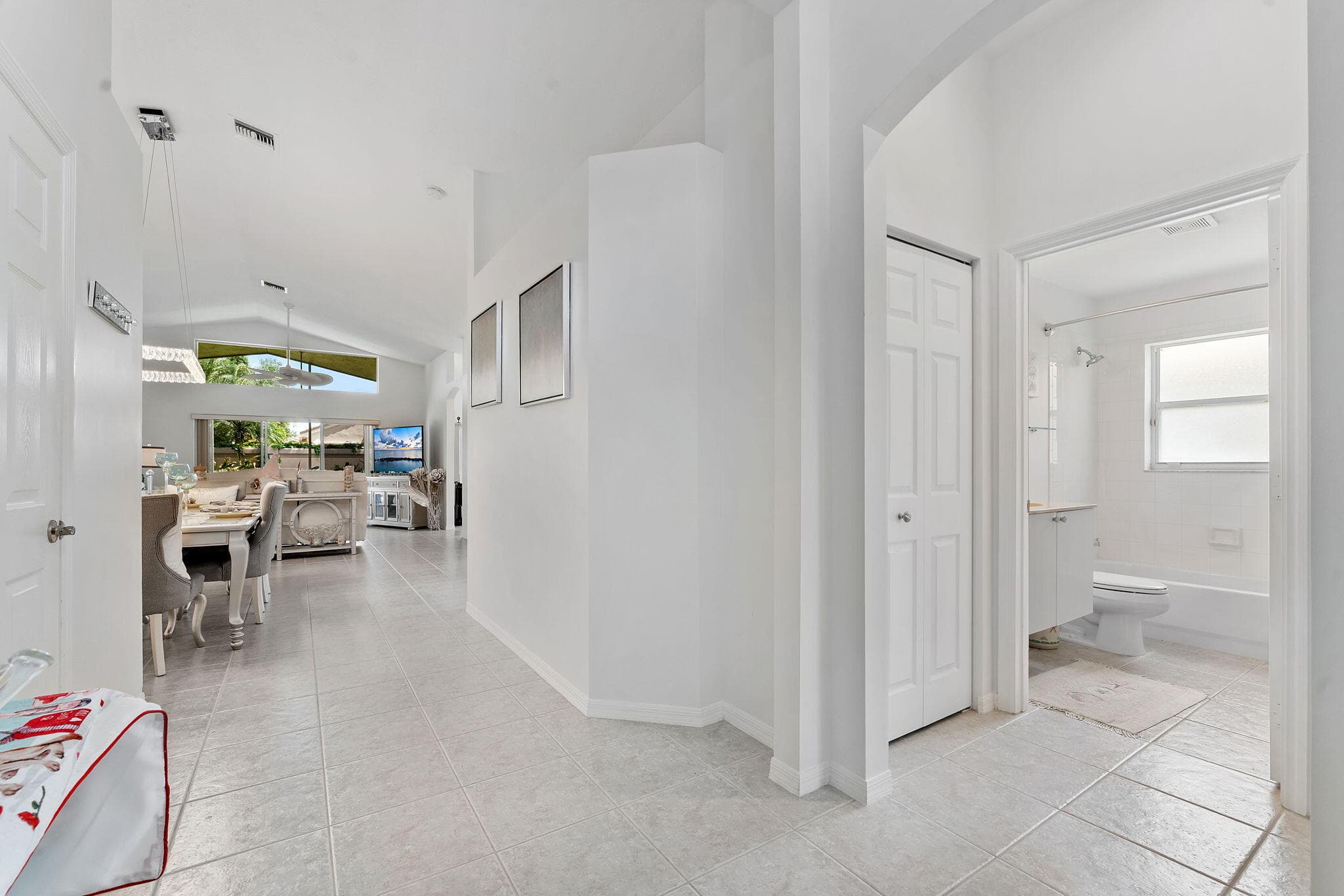 6887 Viale Elizabeth, Delray Beach, FL 33446 — photo 3 of 52