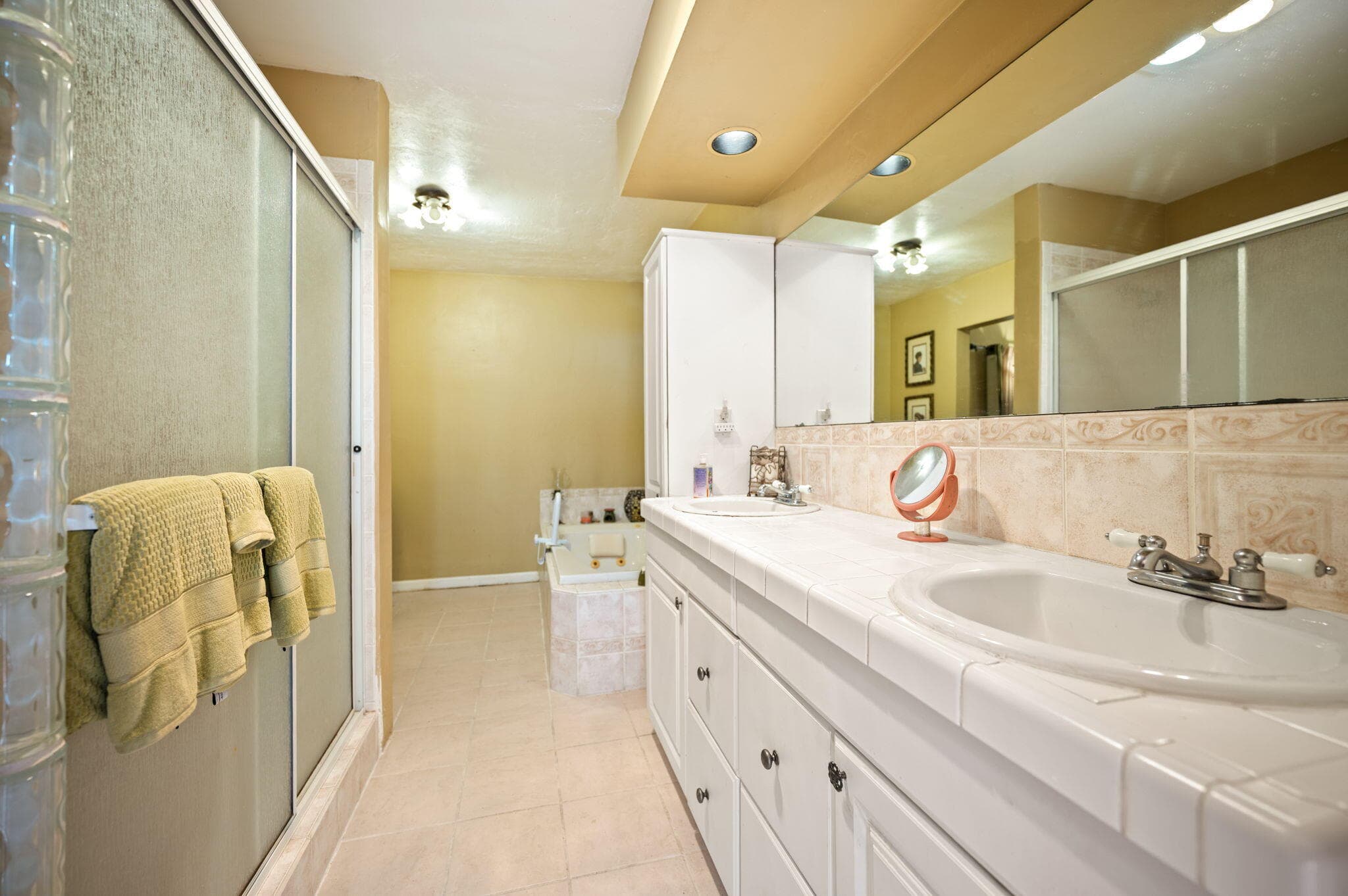 8350 NW 23rd Street, Pembroke Pines, FL 33024 — photo 16 of 41