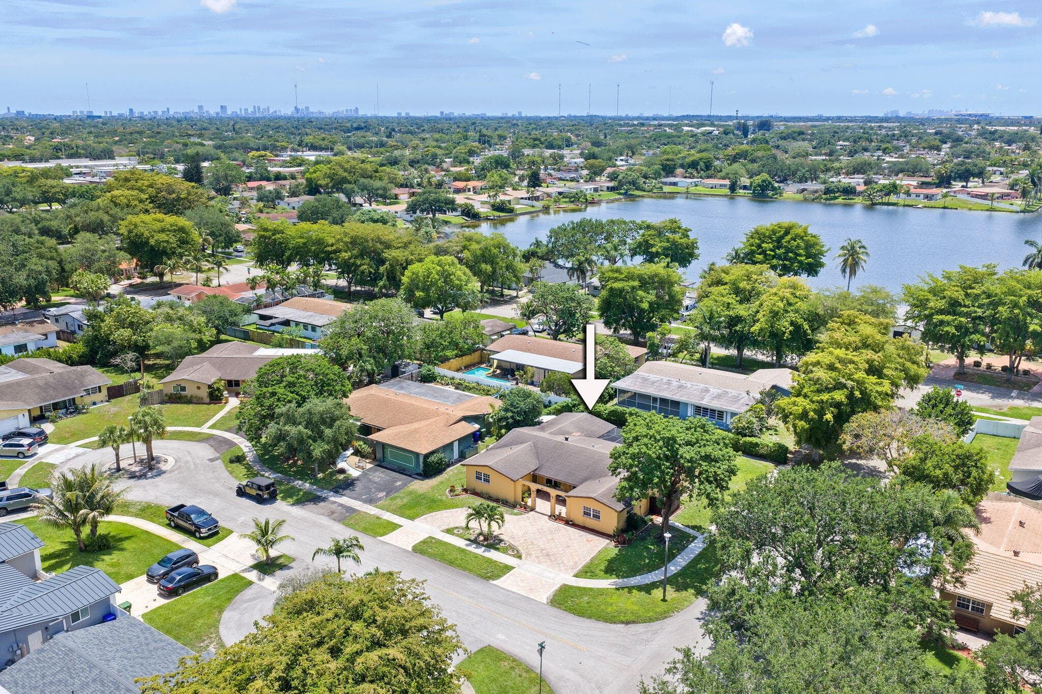 8350 NW 23rd Street, Pembroke Pines, FL 33024 — photo 36 of 41