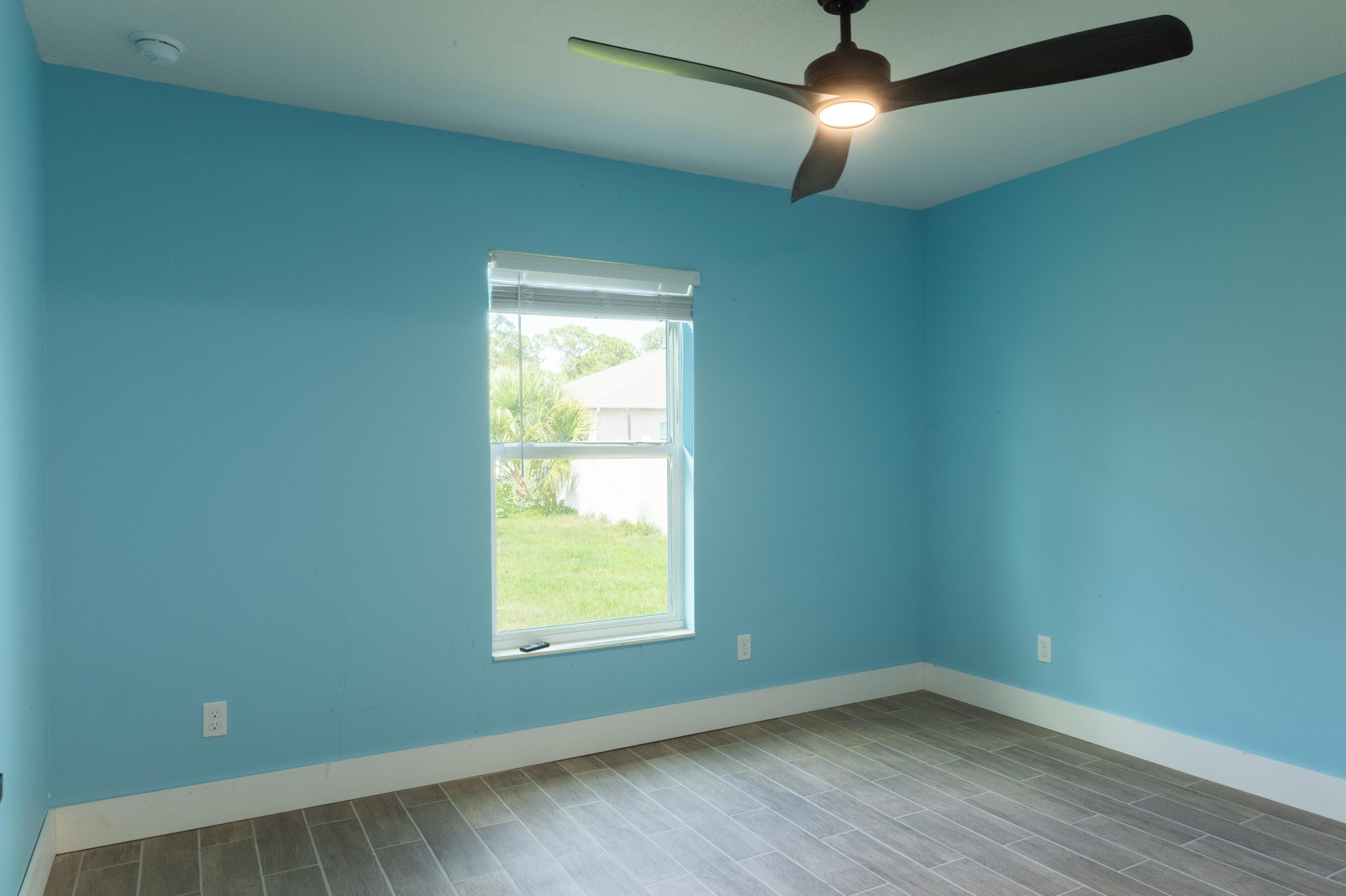 2581 SE Dogwood Avenue, Port St. Lucie, FL 34952 — photo 11 of 18