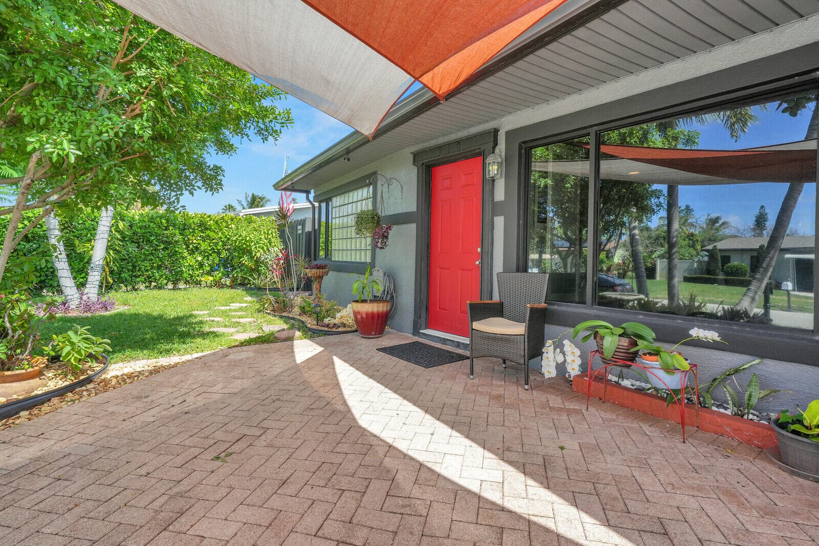 910 NE 23rd Court, Pompano Beach, FL 33064 — photo 4 of 41