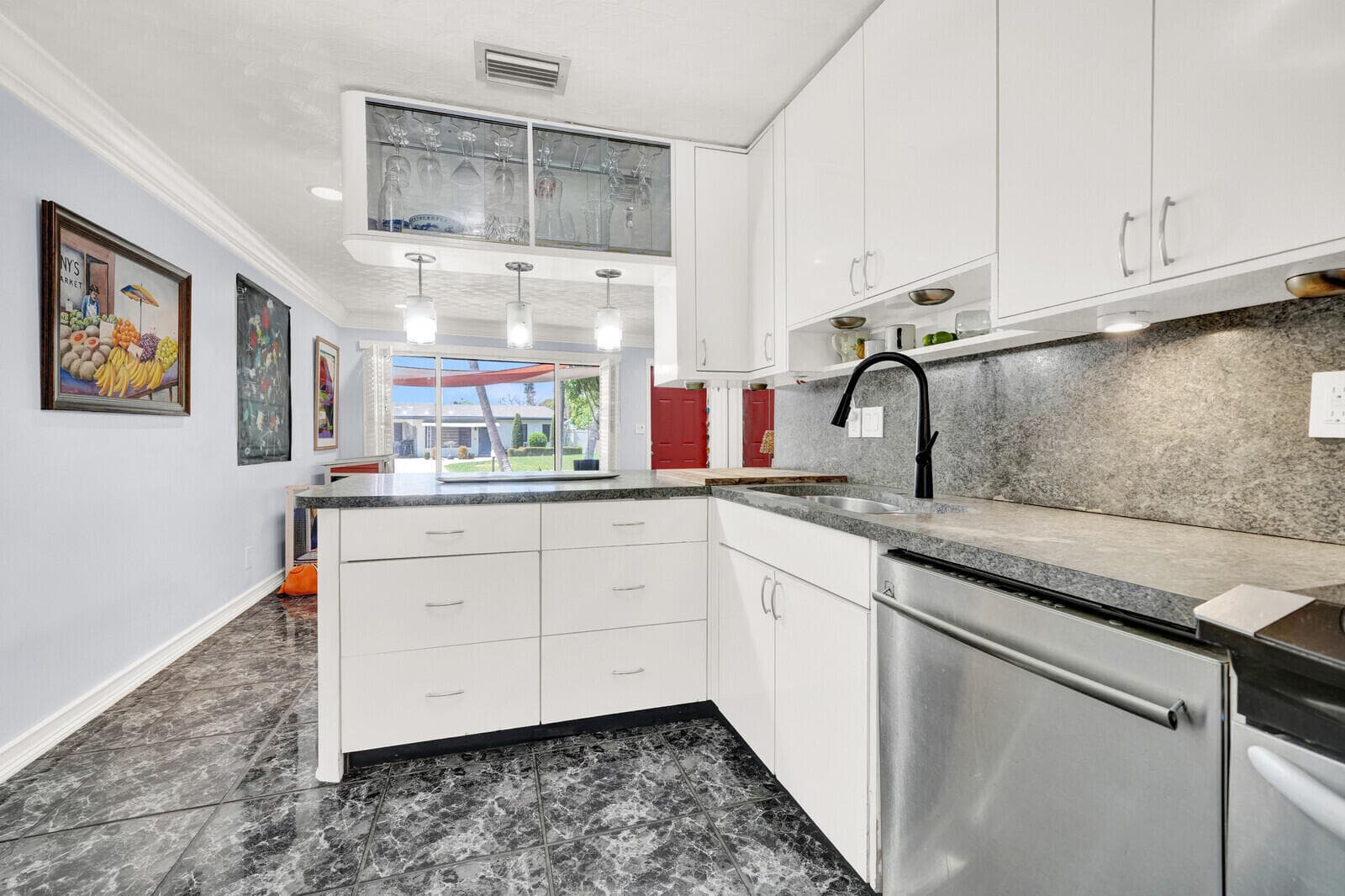 910 NE 23rd Court, Pompano Beach, FL 33064 — photo 11 of 41