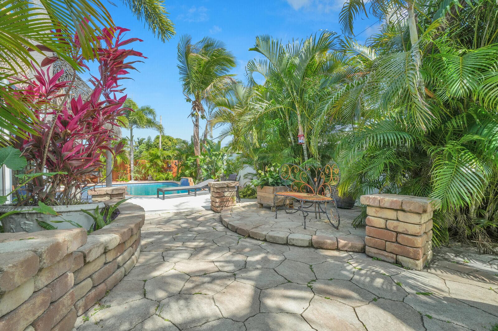 910 NE 23rd Court, Pompano Beach, FL 33064 — photo 28 of 41