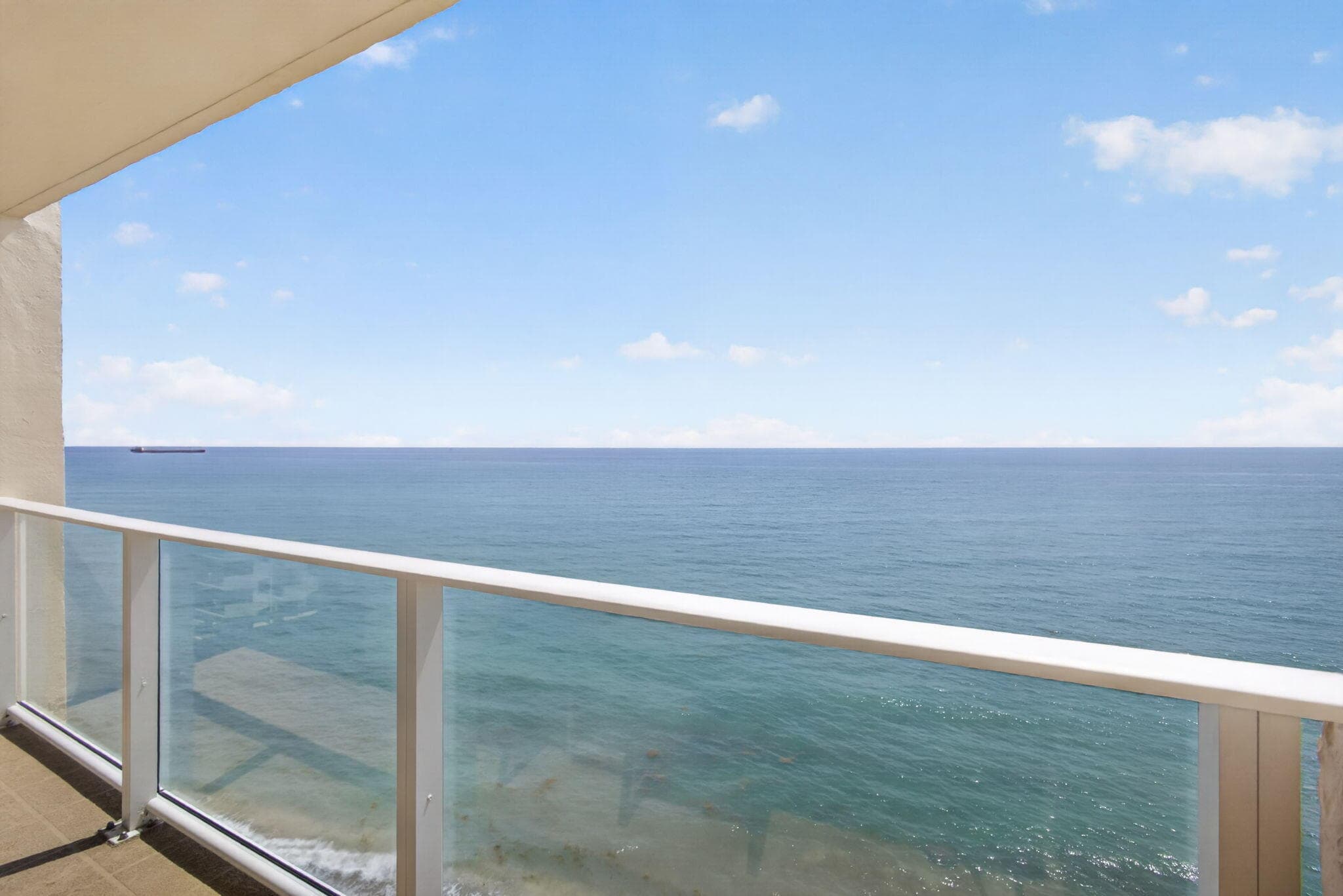 5440 N Ocean Drive 1006, Riviera Beach, FL 33404 — photo 25 of 57