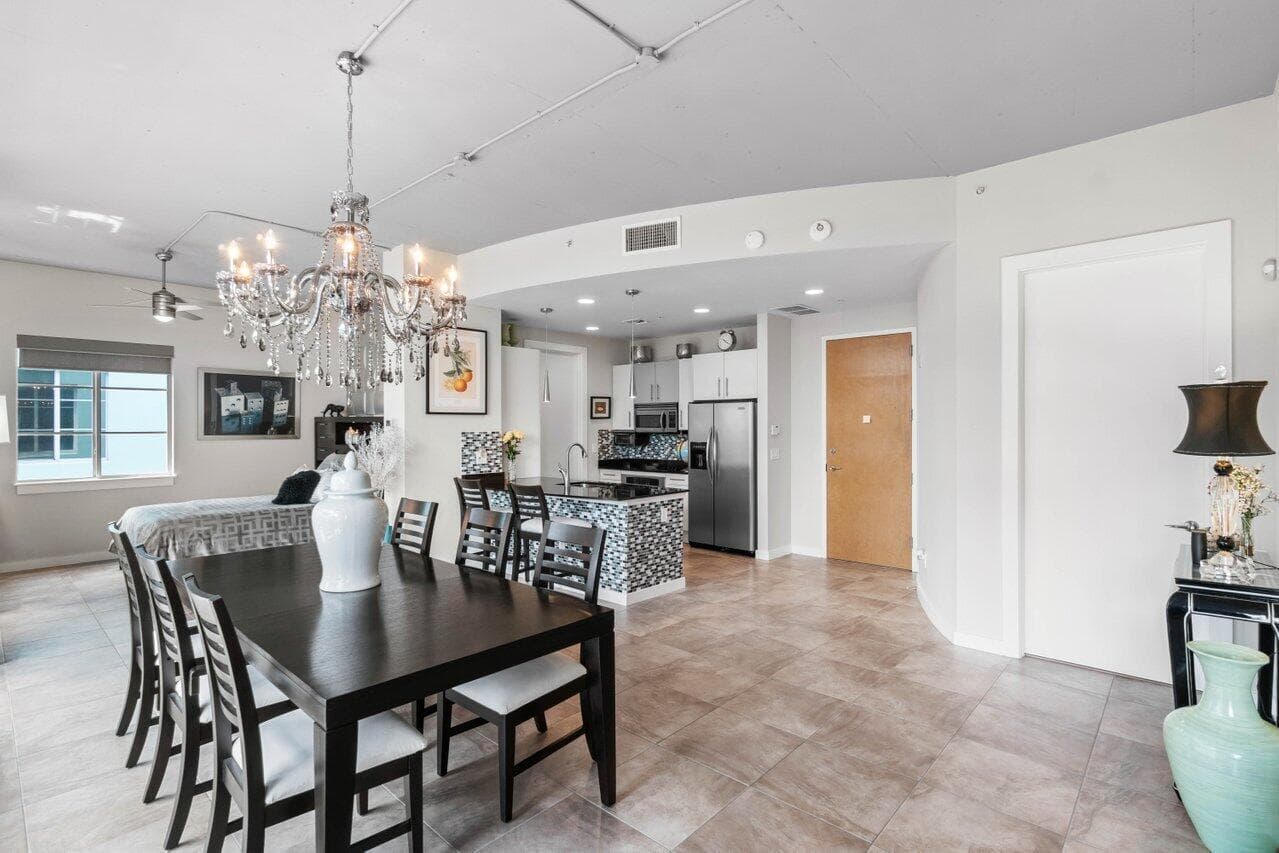 335 SE 6th Avenue 304, Delray Beach, FL 33483 — photo 18 of 35
