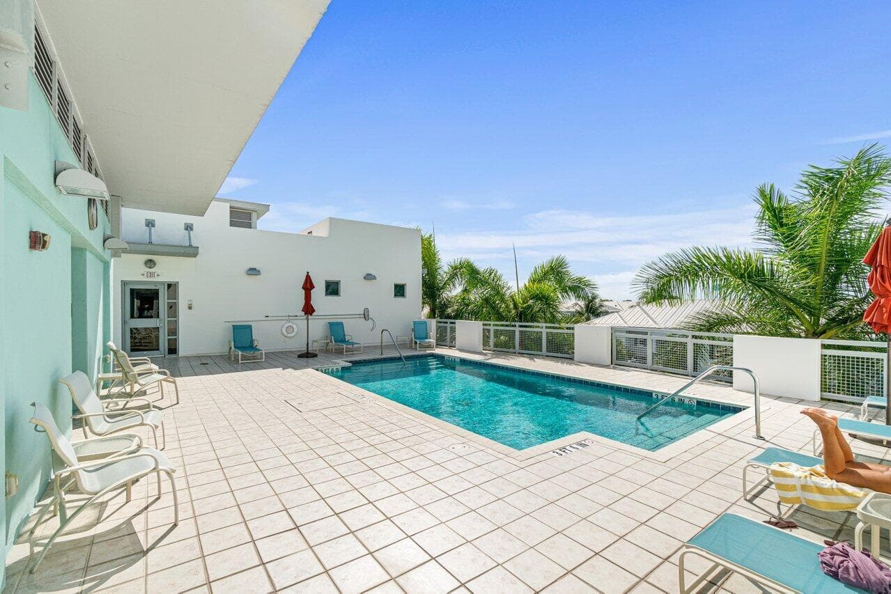 335 SE 6th Avenue 304, Delray Beach, FL 33483 — photo 27 of 35