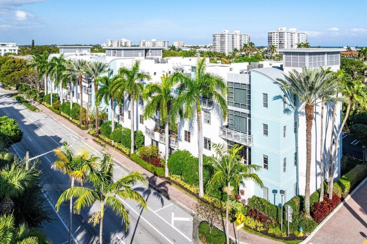 335 SE 6th Avenue 304, Delray Beach, FL 33483 — photo 32 of 35