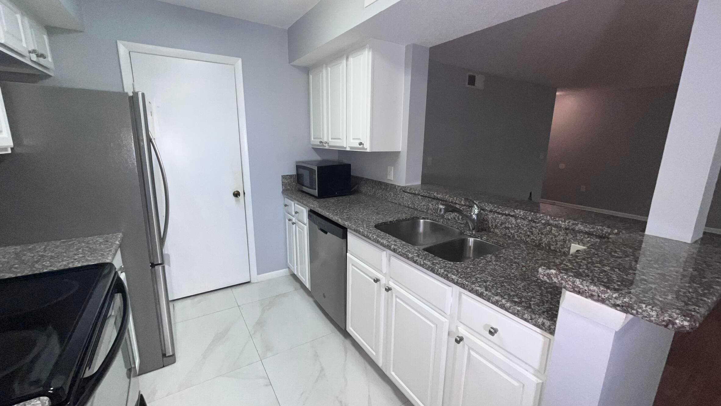 815 W Boynton Beach Boulevard 11-107, Boynton Beach, FL 33426 — photo 4 of 31