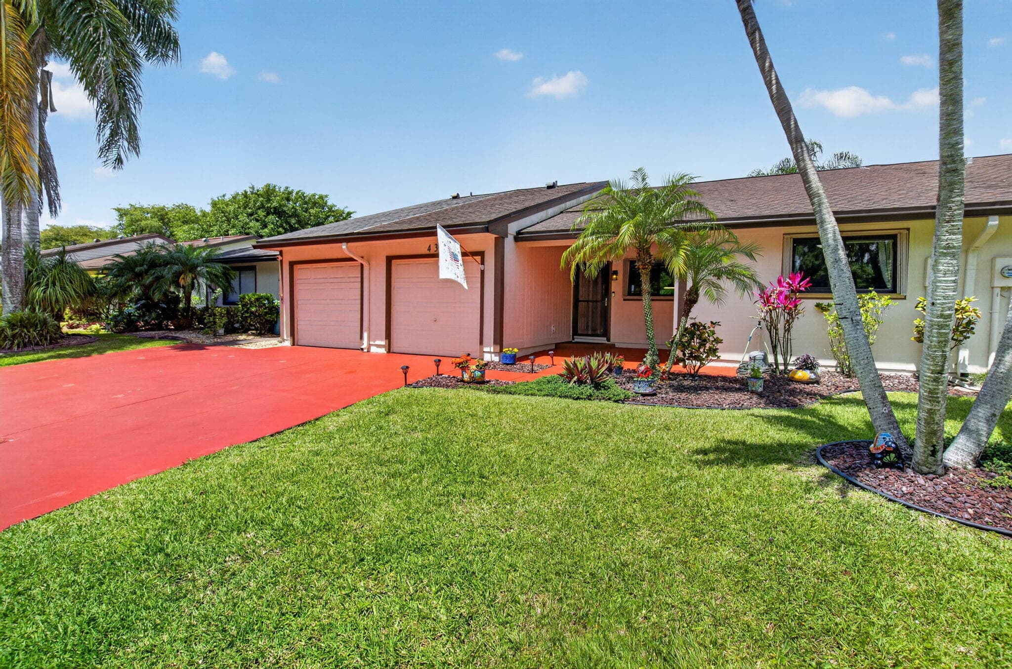 43 Mayfair Lane, Boynton Beach, FL 33426 — photo 5 of 47