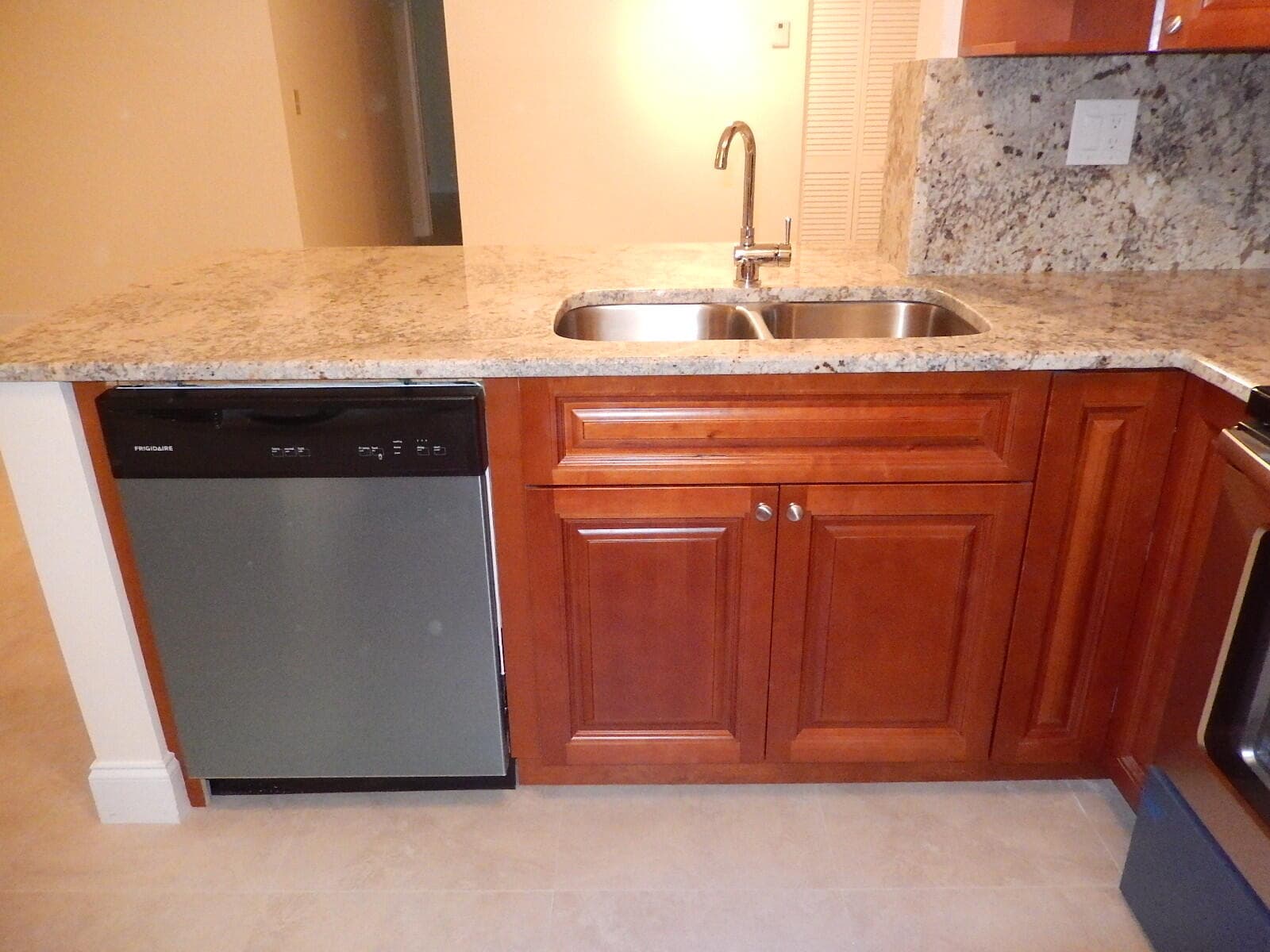 3017 N Oakland Forest Drive 106, Oakland Park, FL 33309 — photo 9 of 22