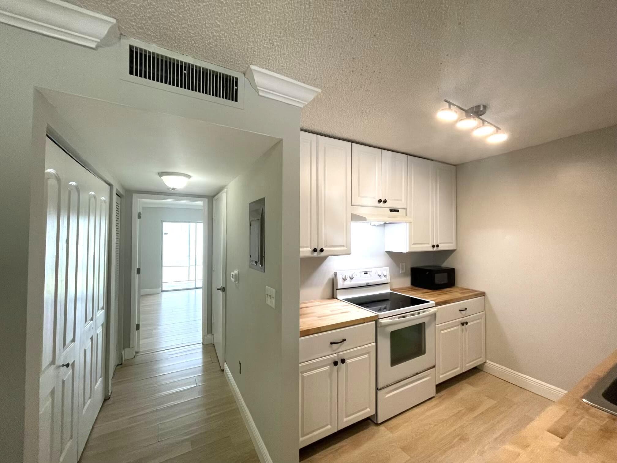 1811 Meadows Circle W, Boynton Beach, FL 33436 — photo 12 of 21