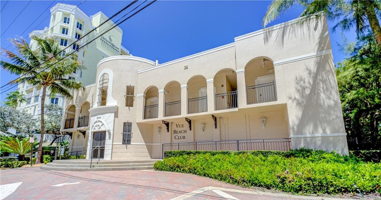 2001 N Ocean Boulevard 203, Fort Lauderdale, FL 33305 — photo 3 of 20