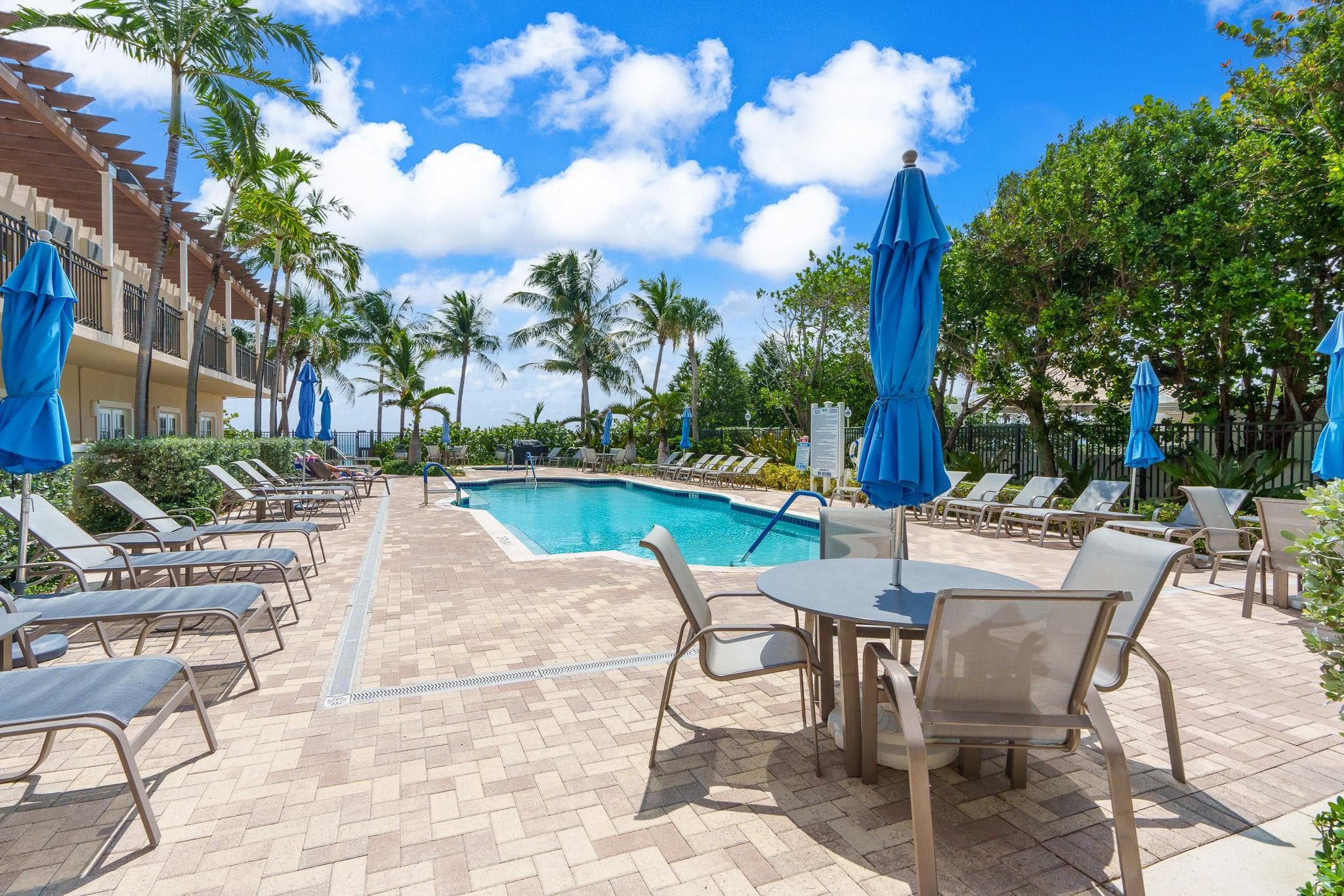 2001 N Ocean Boulevard 203, Fort Lauderdale, FL 33305 — photo 5 of 20