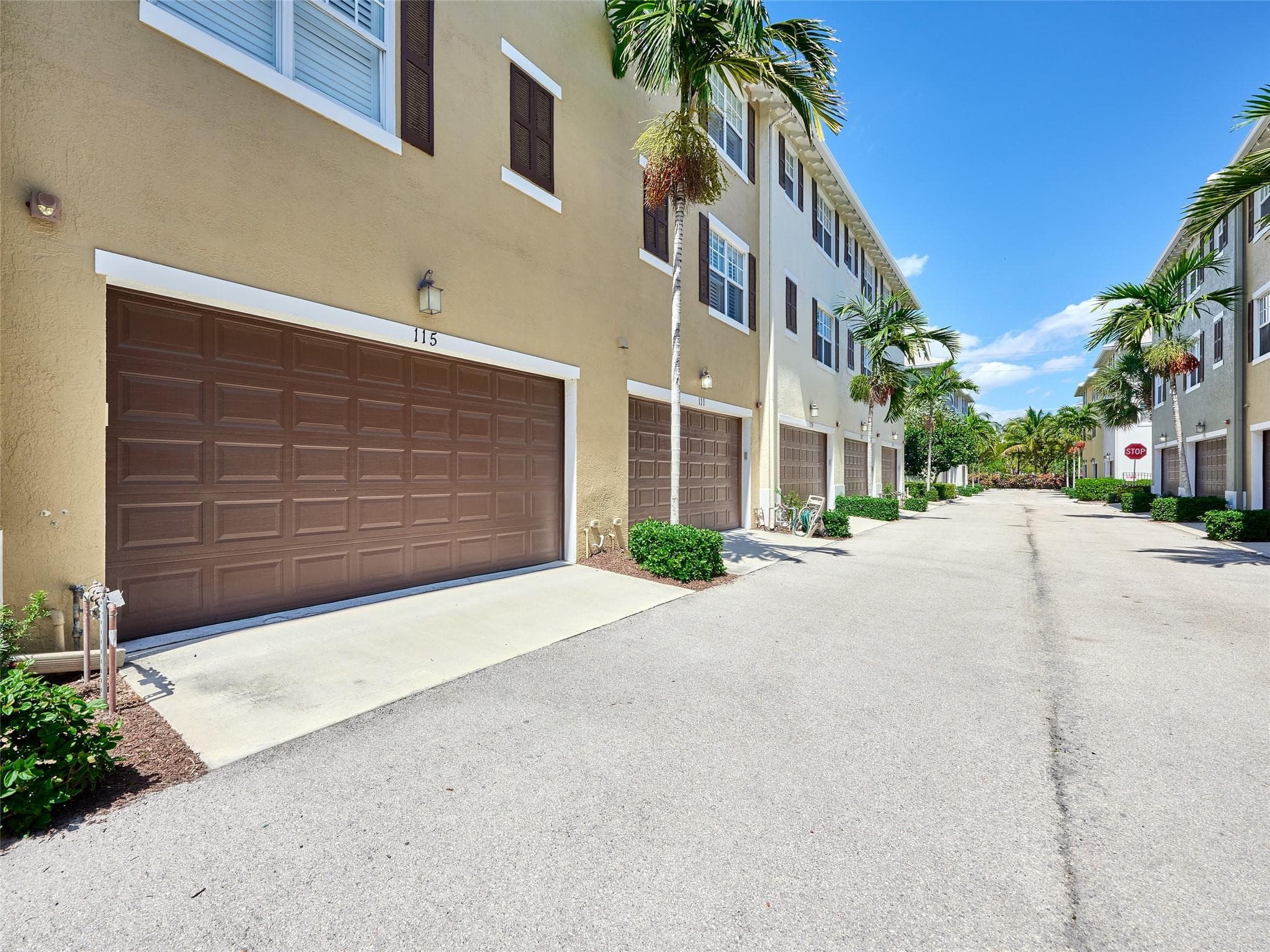 115 E Coda Circle 115, Delray Beach, FL 33444 — photo 2 of 31