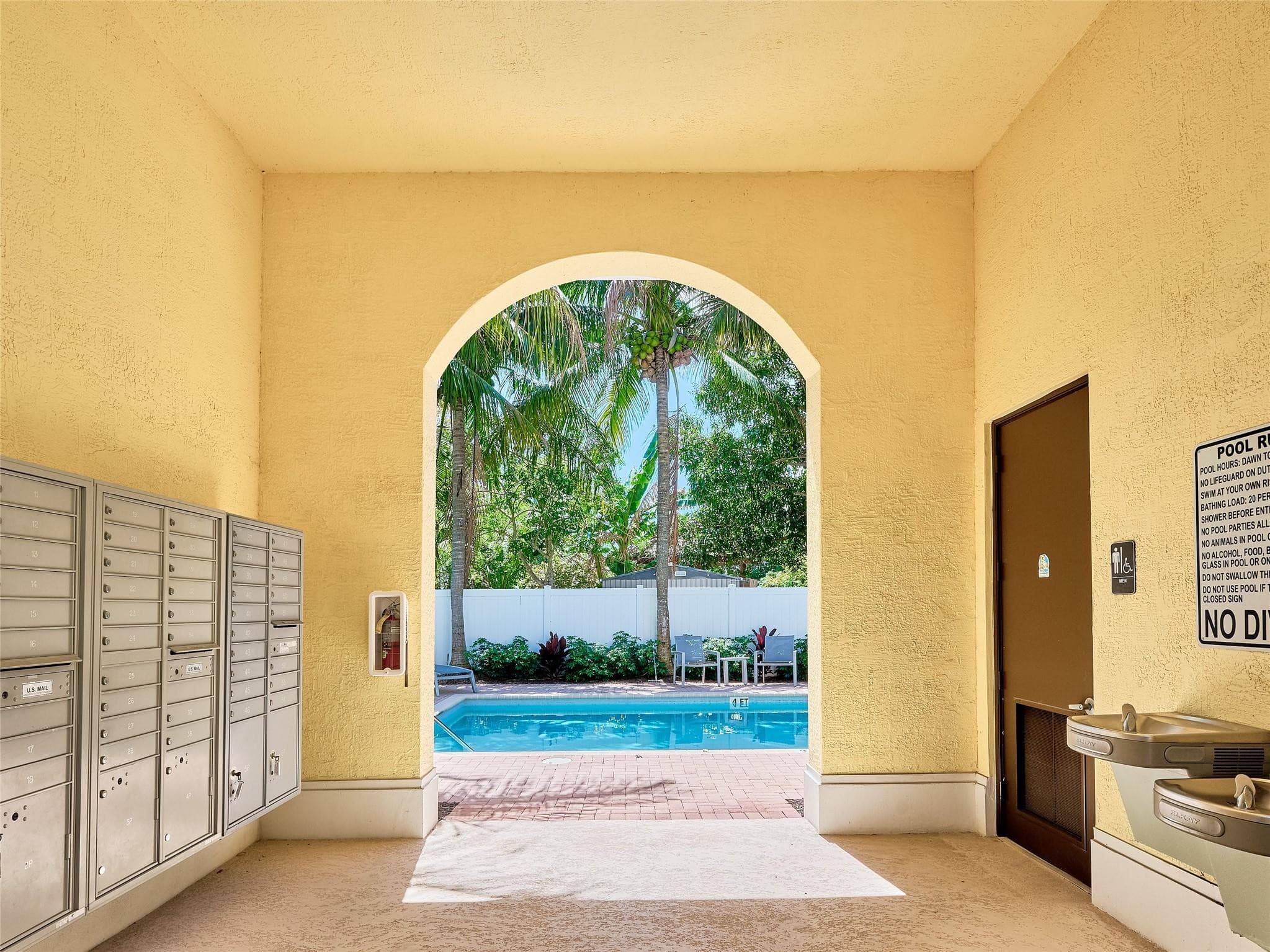 115 E Coda Circle 115, Delray Beach, FL 33444 — photo 4 of 31