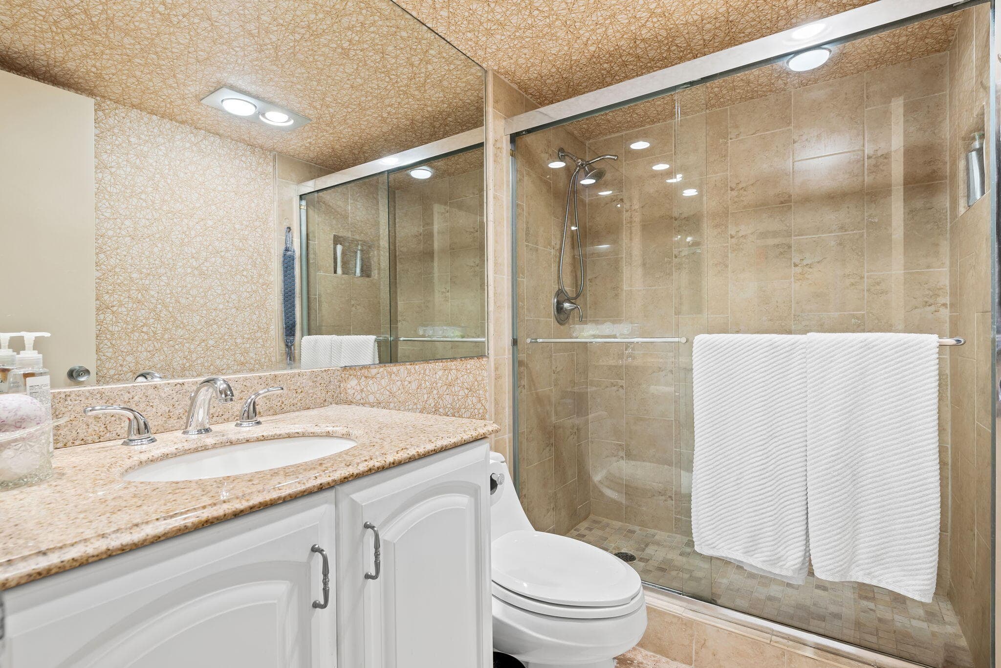 3510 Oaks Way 1002, Pompano Beach, FL 33069 — photo 17 of 28