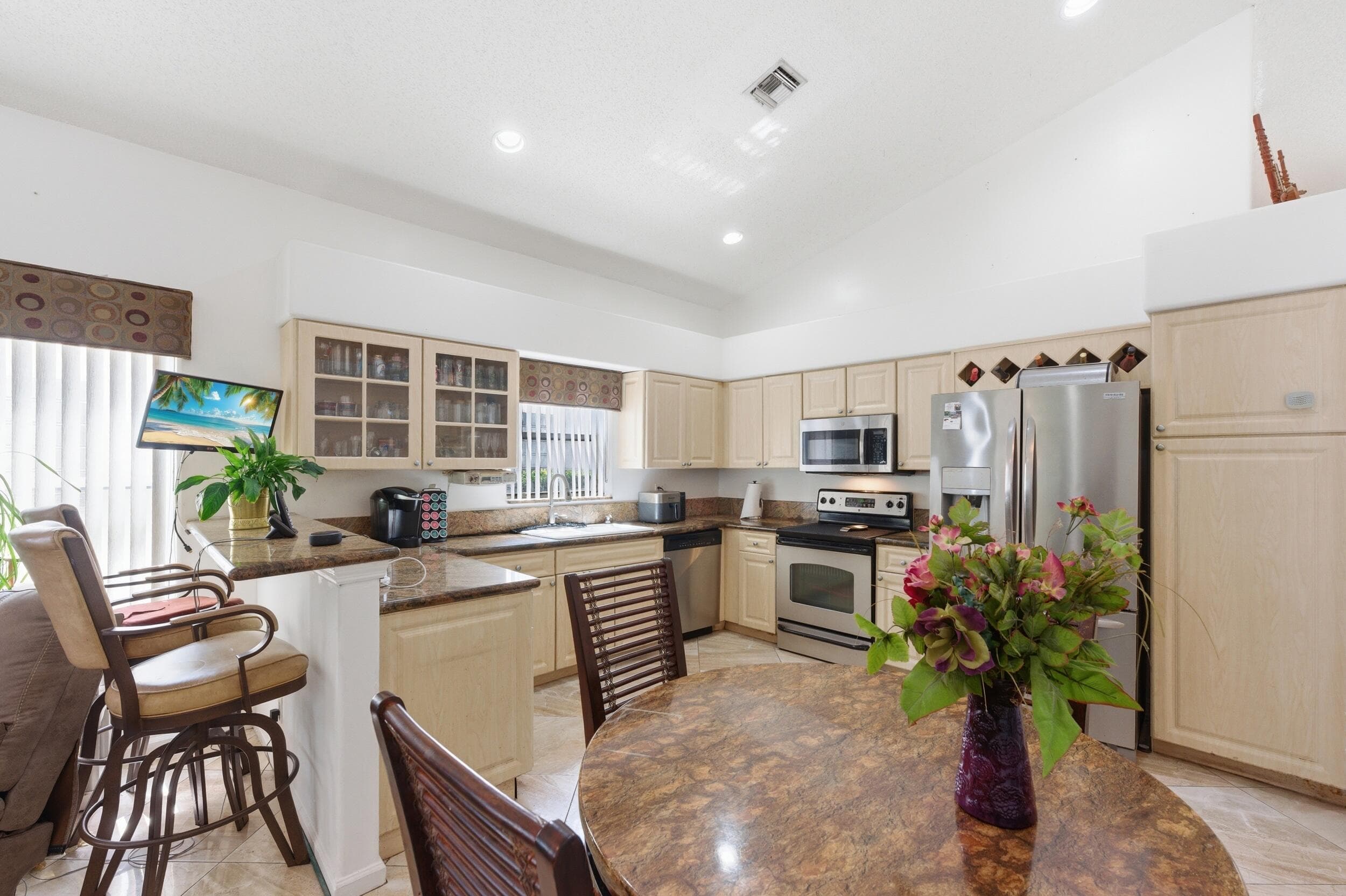 113 Saratoga Blvd Boulevard E, Royal Palm Beach, FL 33411 — photo 6 of 41