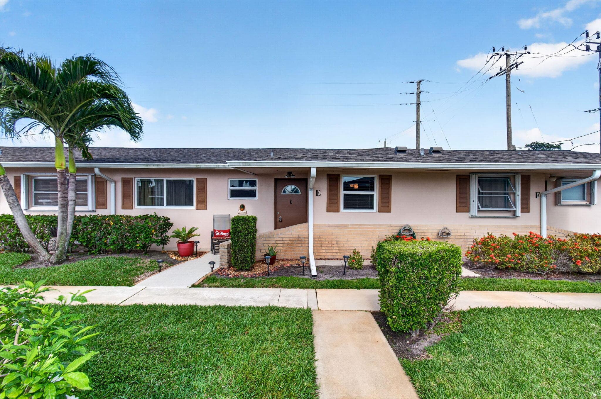 2533 Dudley Dr W Unit E, West Palm Beach, FL 33415 — photo 3 of 96