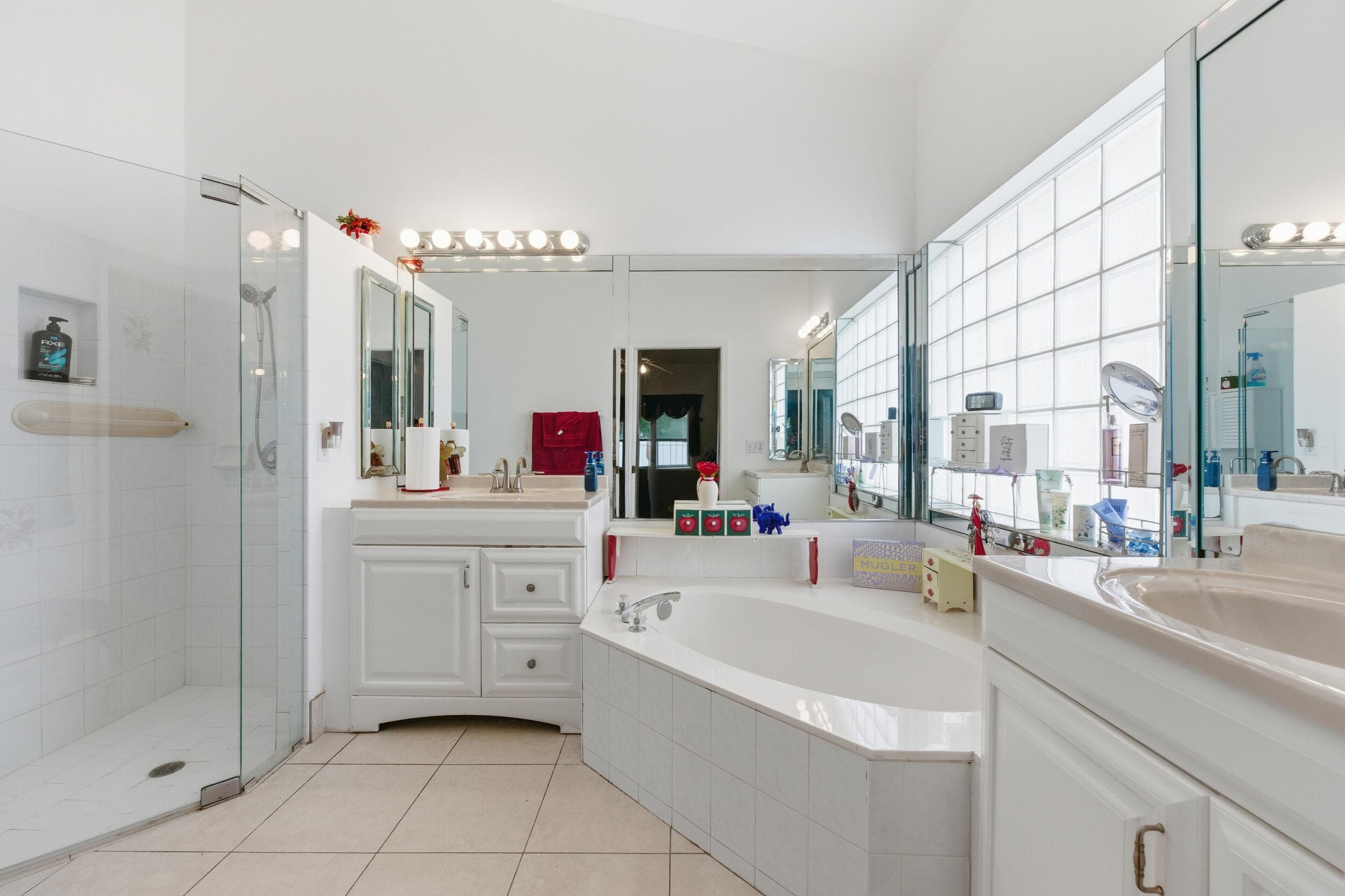 113 Saratoga Blvd Boulevard E, Royal Palm Beach, FL 33411 — photo 14 of 41