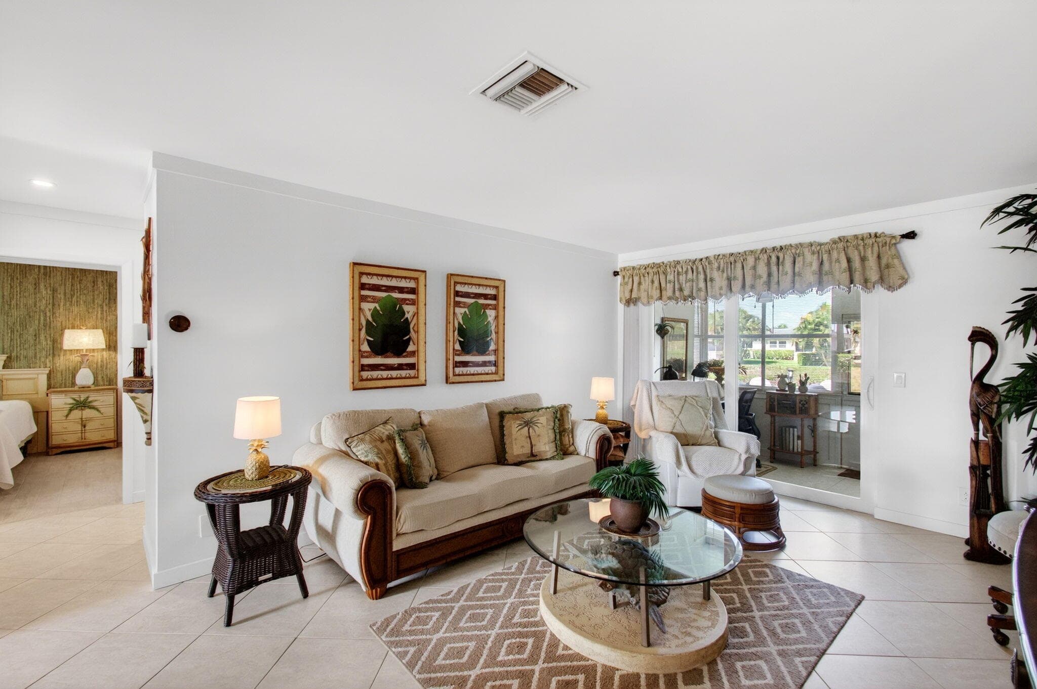 2533 Dudley Dr W Unit E, West Palm Beach, FL 33415 — photo 11 of 96
