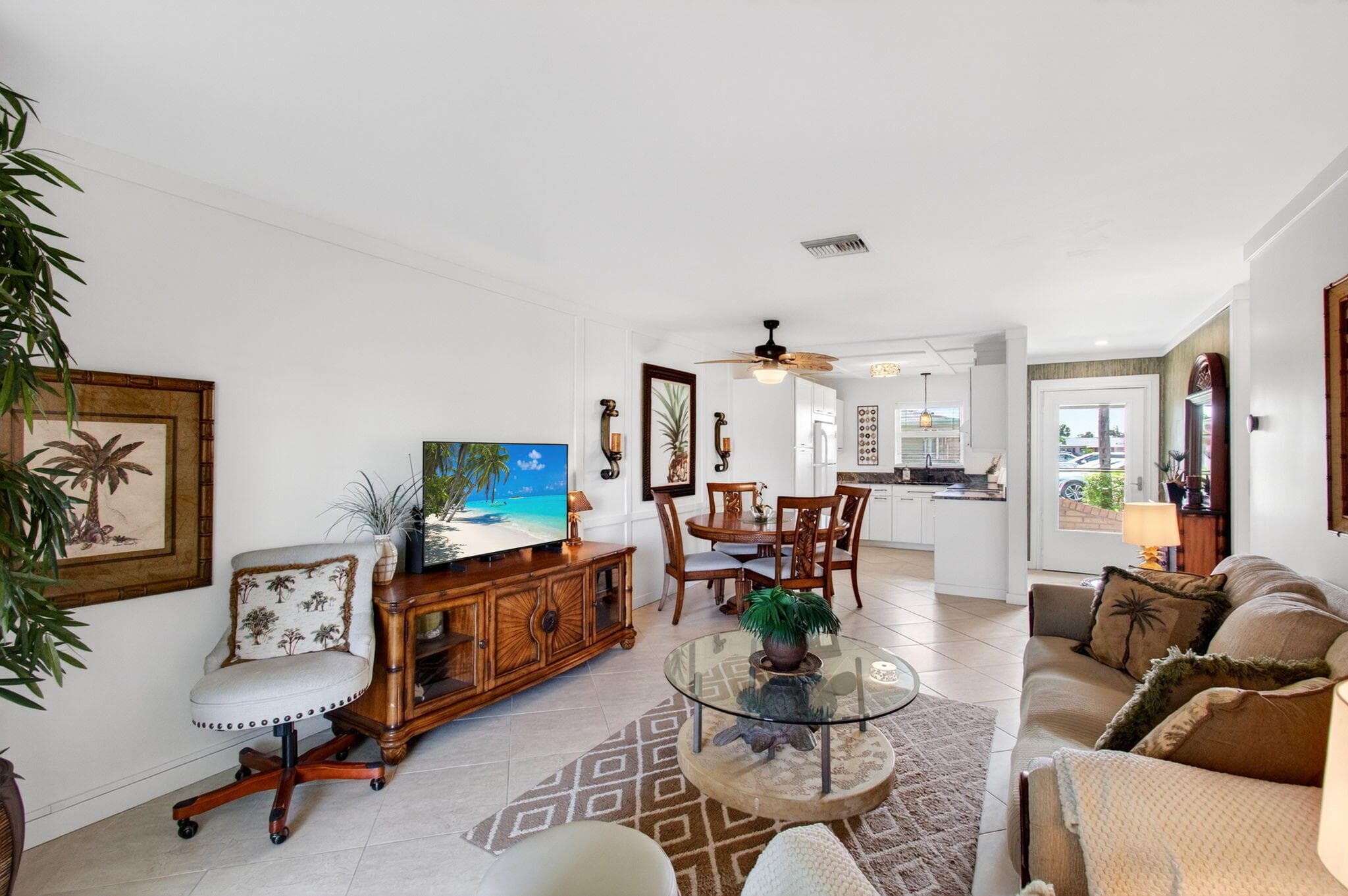 2533 Dudley Dr W Unit E, West Palm Beach, FL 33415 — photo 13 of 96