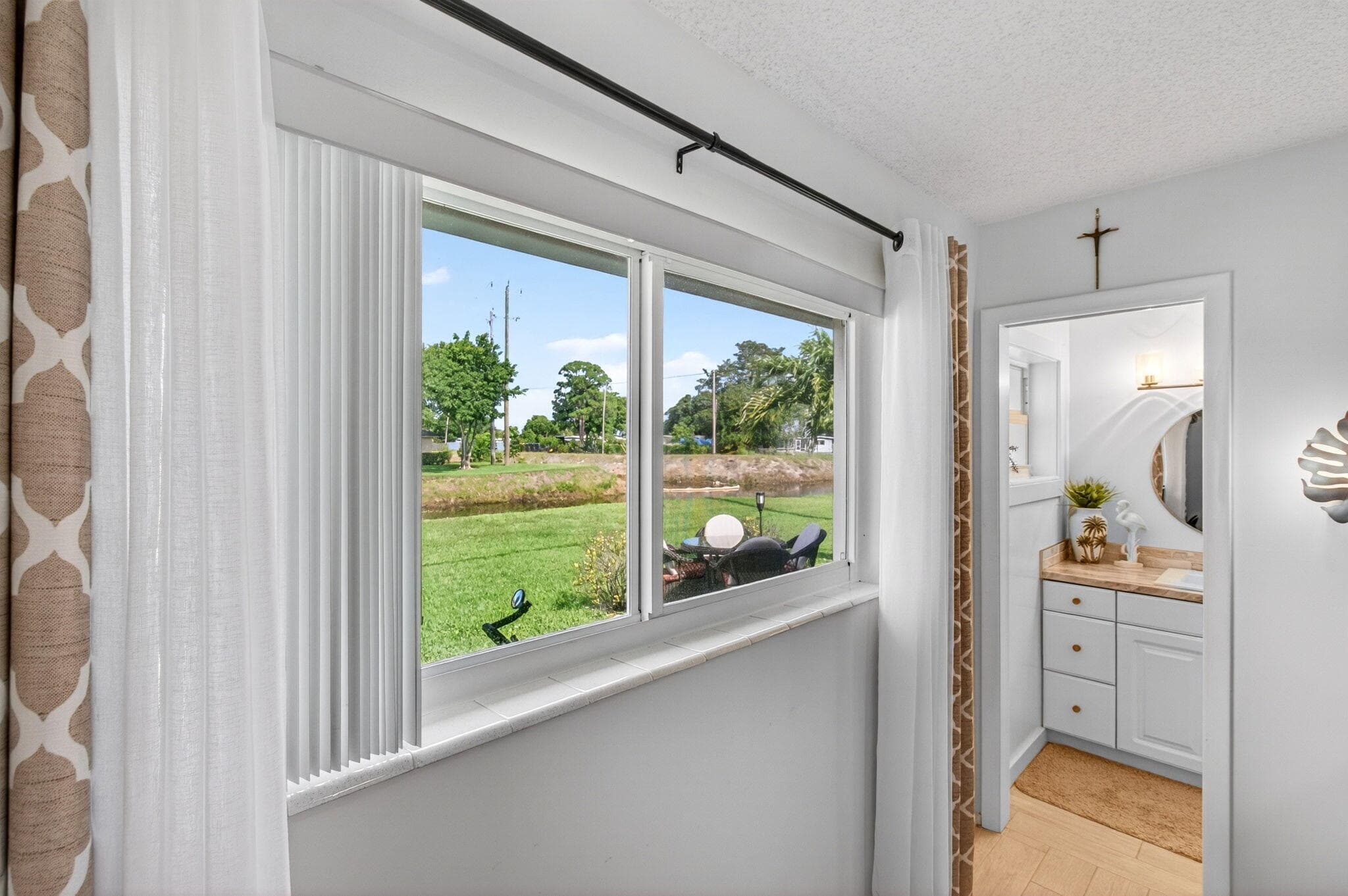2533 Dudley Dr W Unit E, West Palm Beach, FL 33415 — photo 44 of 96