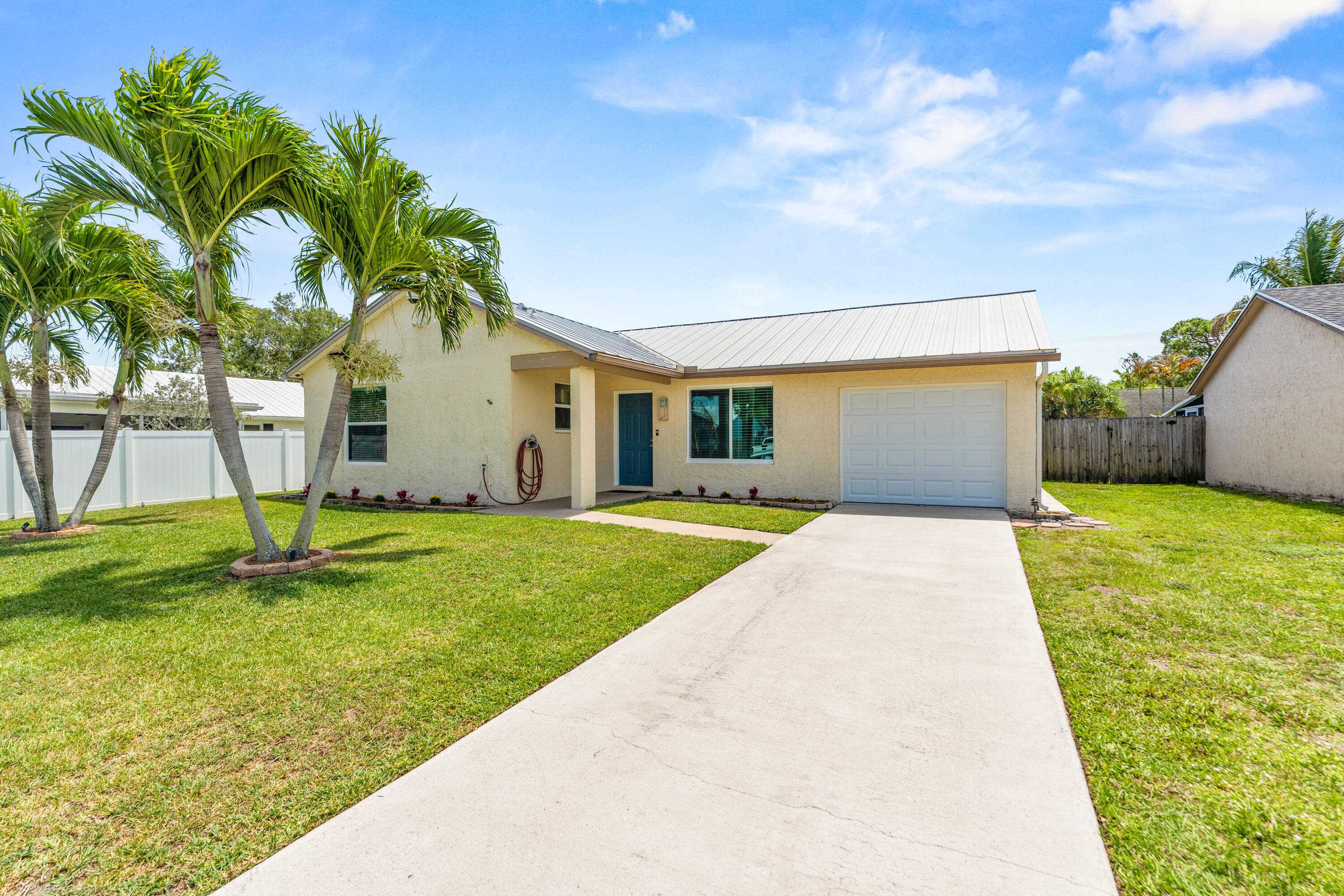 105 Banyan Circle, Jupiter, FL 33458 — photo 3 of 35