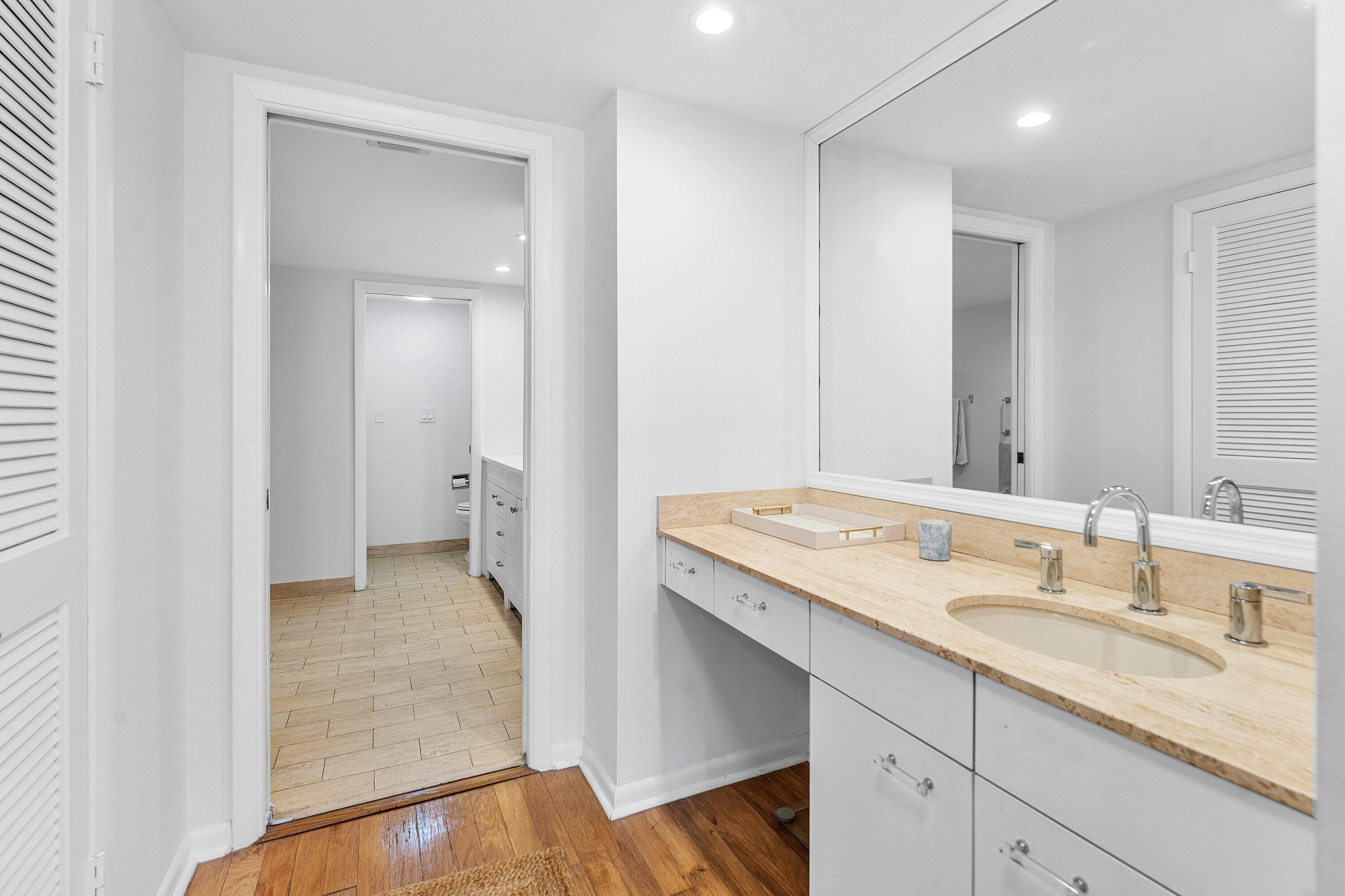 529 S Flagler Drive 6g, West Palm Beach, FL 33401 — photo 27 of 31