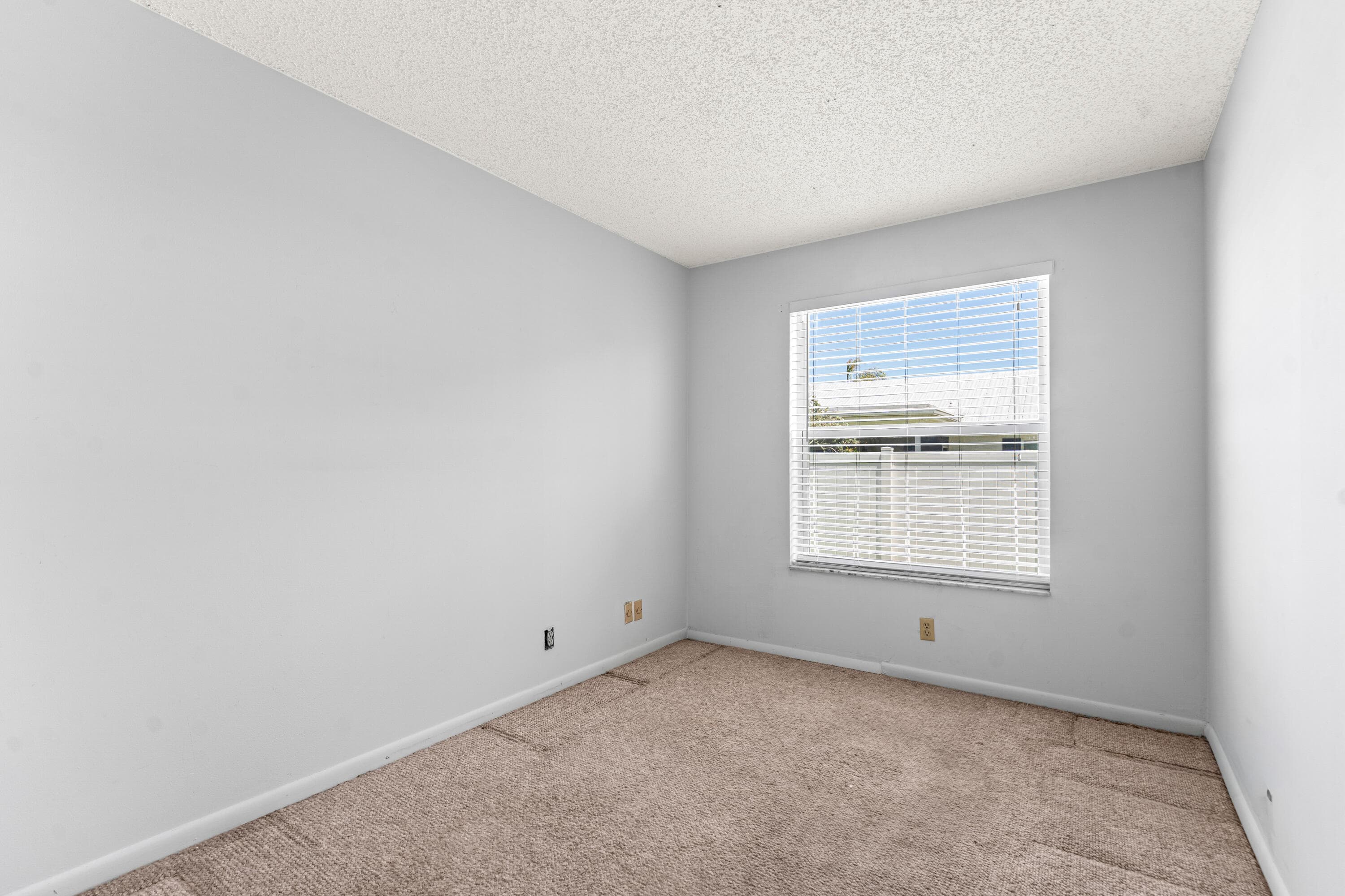 105 Banyan Circle, Jupiter, FL 33458 — photo 20 of 35