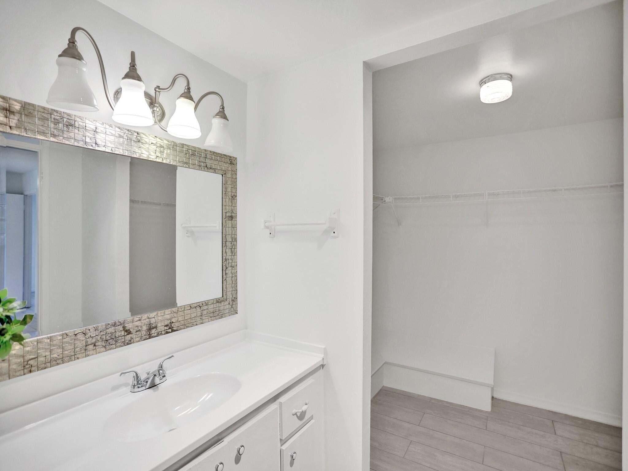 10193 N Military Trail 206, Palm Beach Gardens, FL 33410 — photo 26 of 46