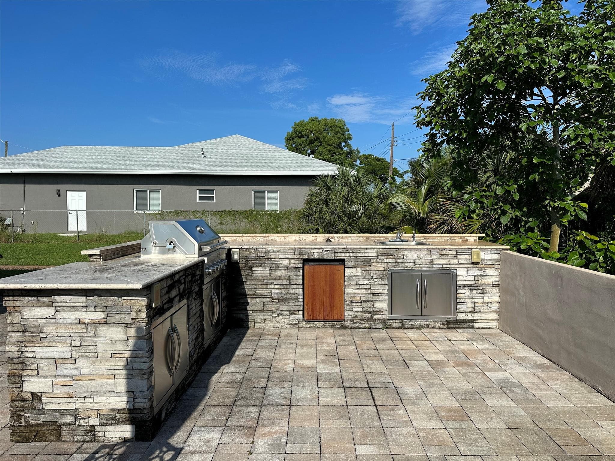 2881 NW 24th Court, Fort Lauderdale, FL 33311 — photo 8 of 43