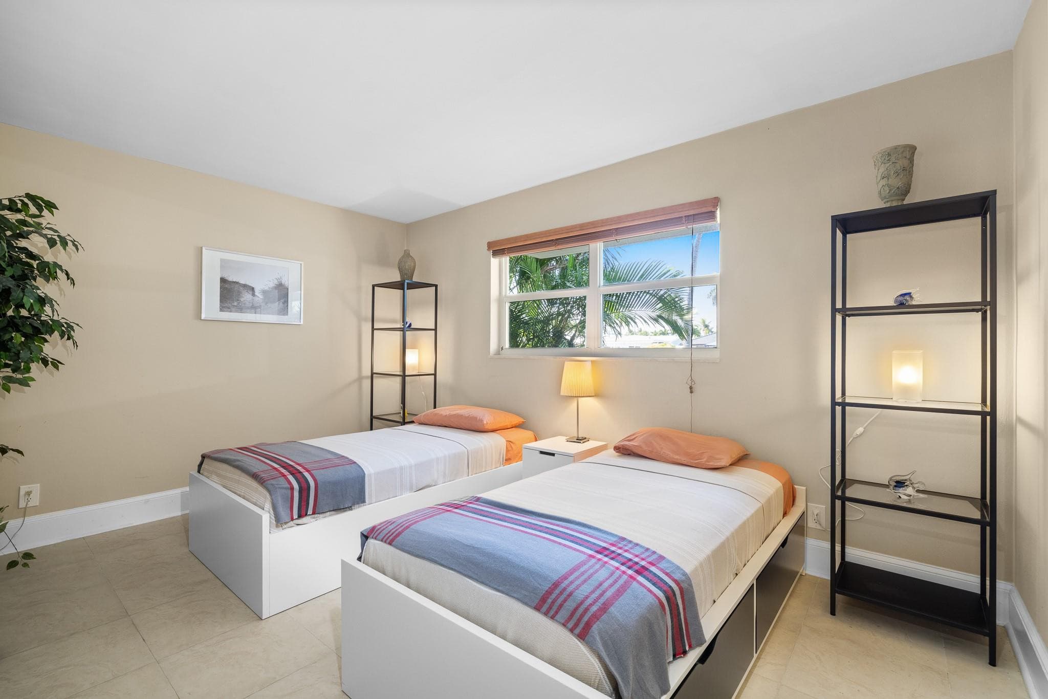 2701 NE 1st Street 106, Pompano Beach, FL 33062 — photo 17 of 36