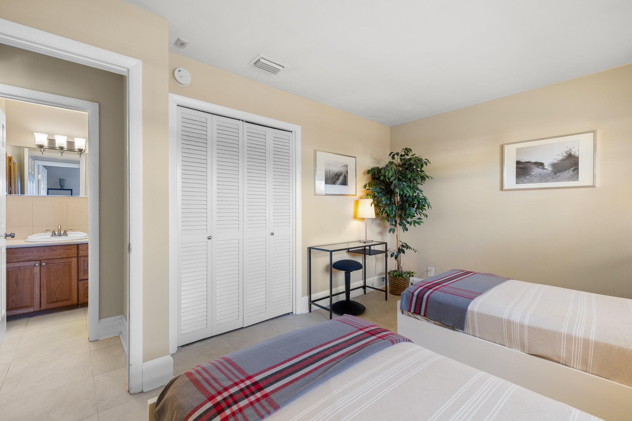 2701 NE 1st Street 106, Pompano Beach, FL 33062 — photo 18 of 36