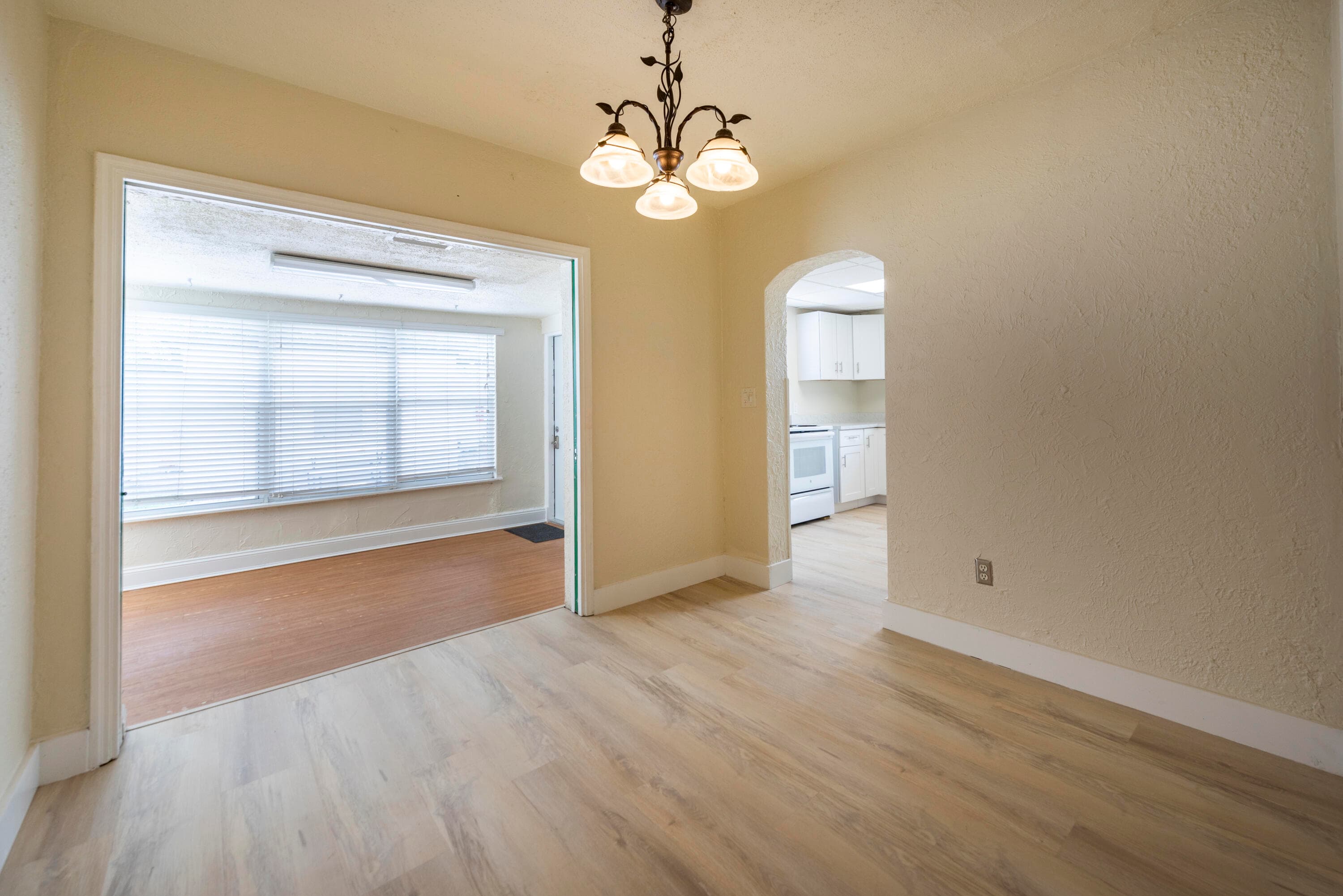 412 SE 17th Street Front, Fort Lauderdale, FL 33316 — photo 8 of 21