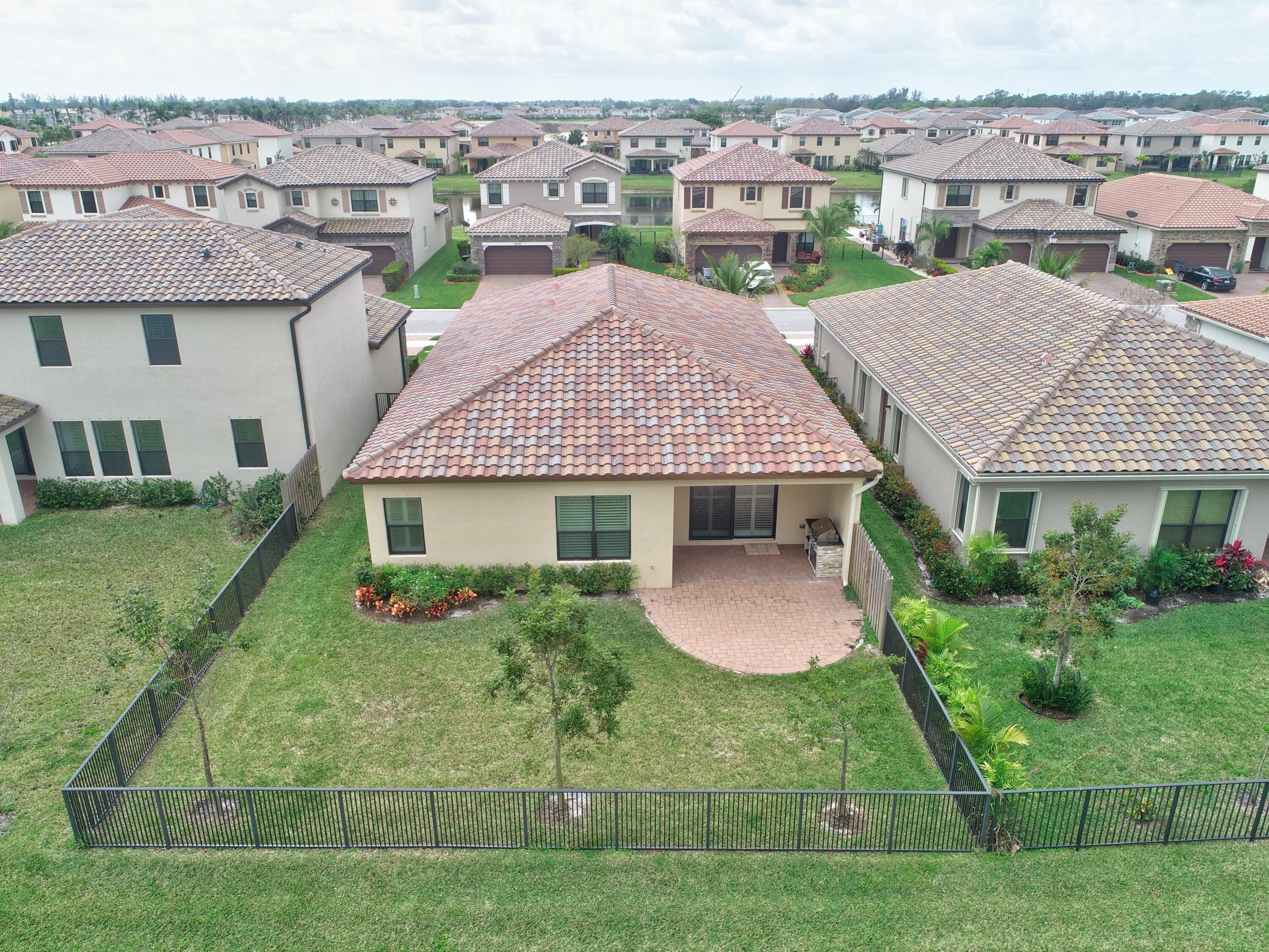 8835 Sandy Creek Way, Lake Worth, FL 33467 — photo 31 of 48