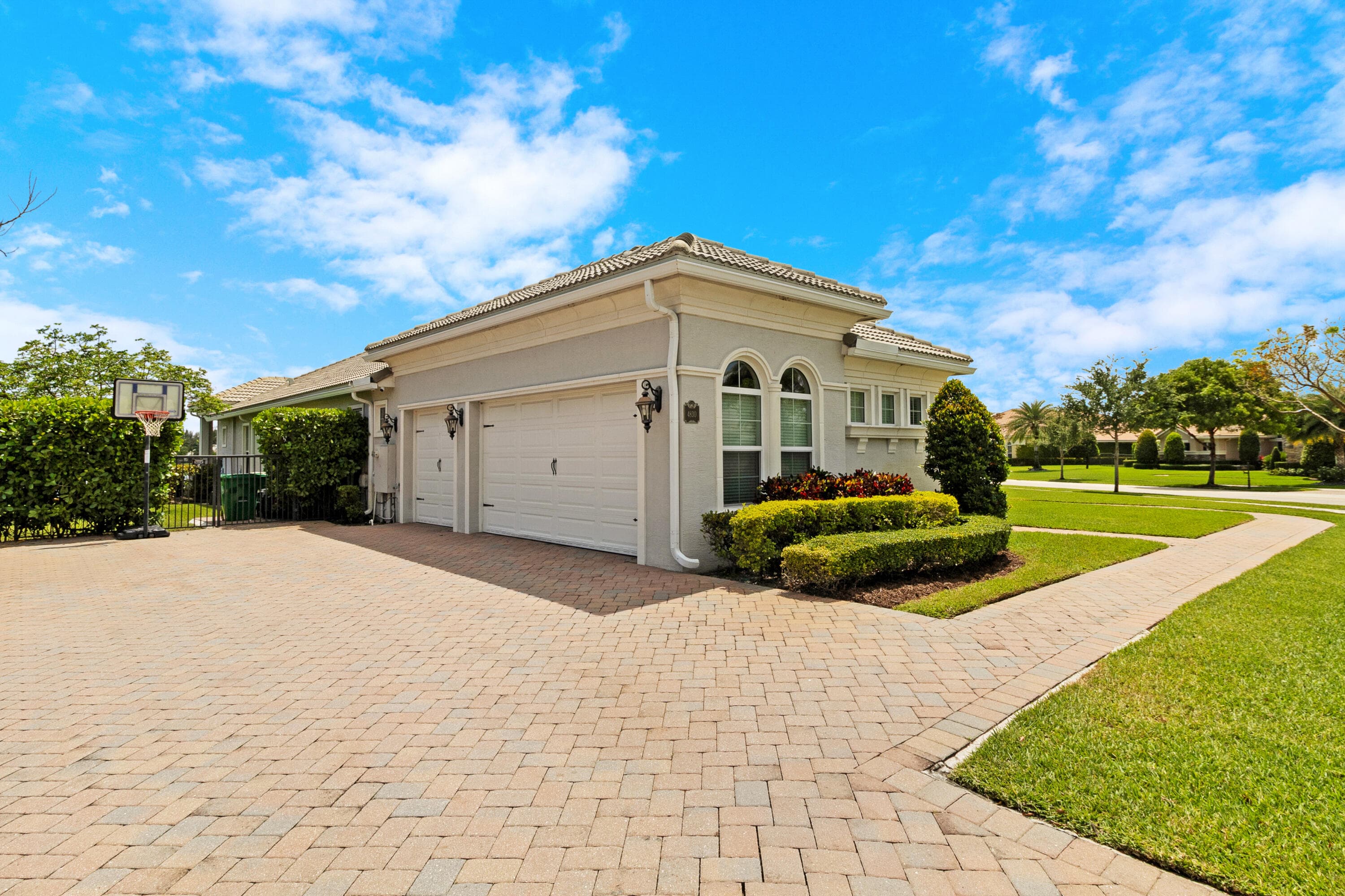 4830 W Sterling Ranch Circle, Davie, FL 33314 — photo 4 of 66