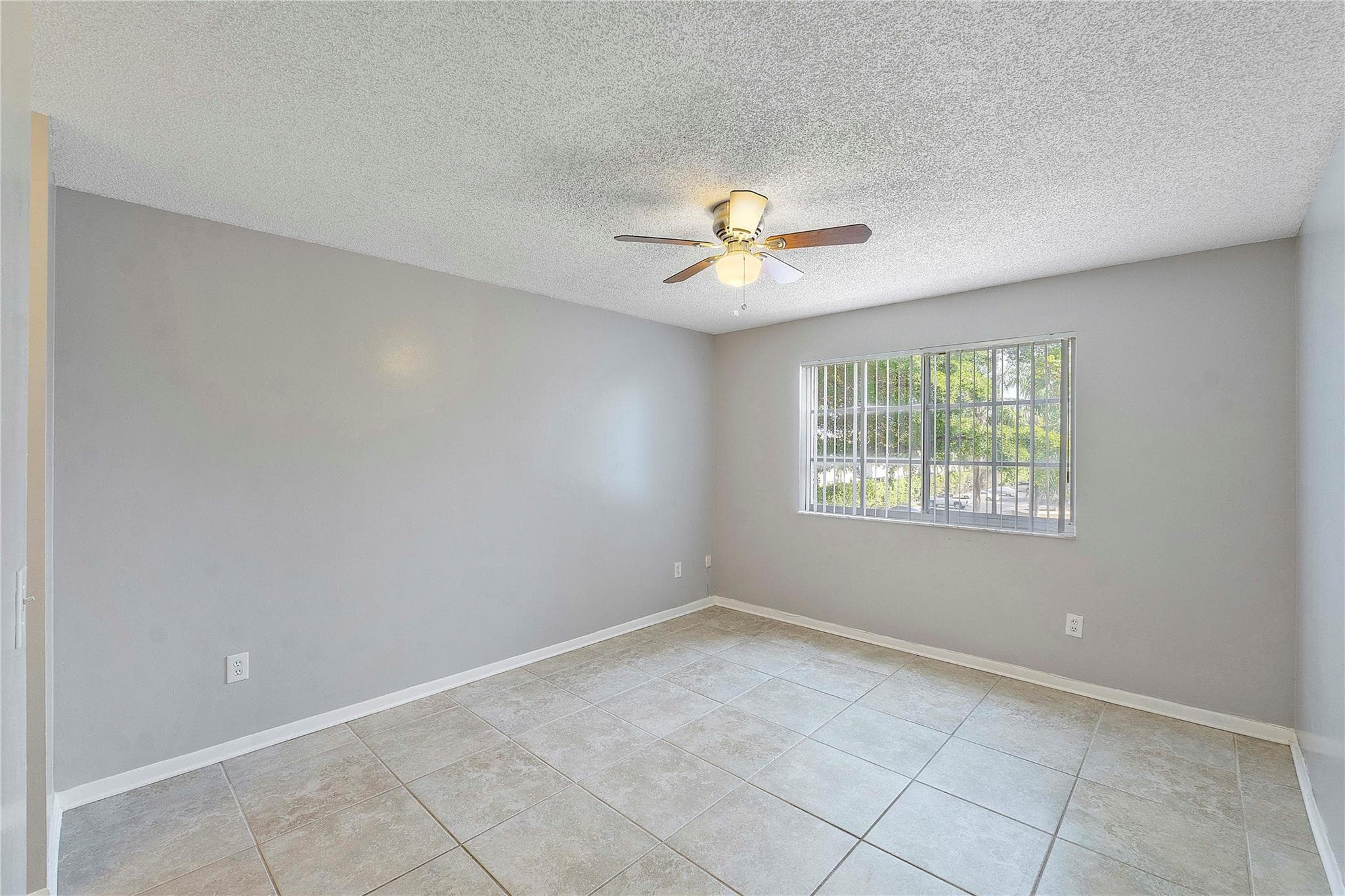 120 Yacht Club Way 305, Hypoluxo, FL 33462 — photo 15 of 45
