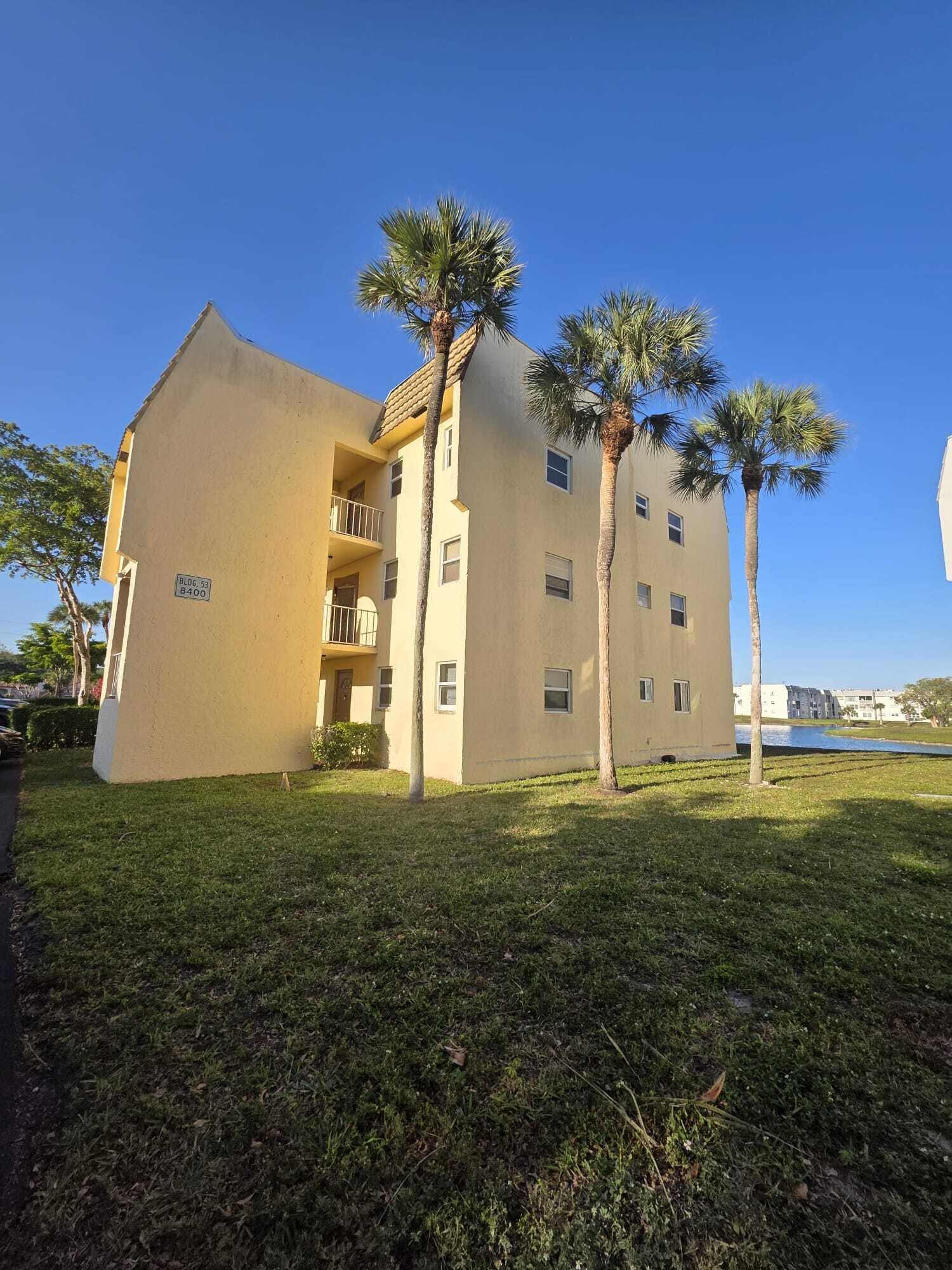 8400 Sunrise Lakes Boulevard 107, Sunrise, FL 33322 — photo 2 of 29