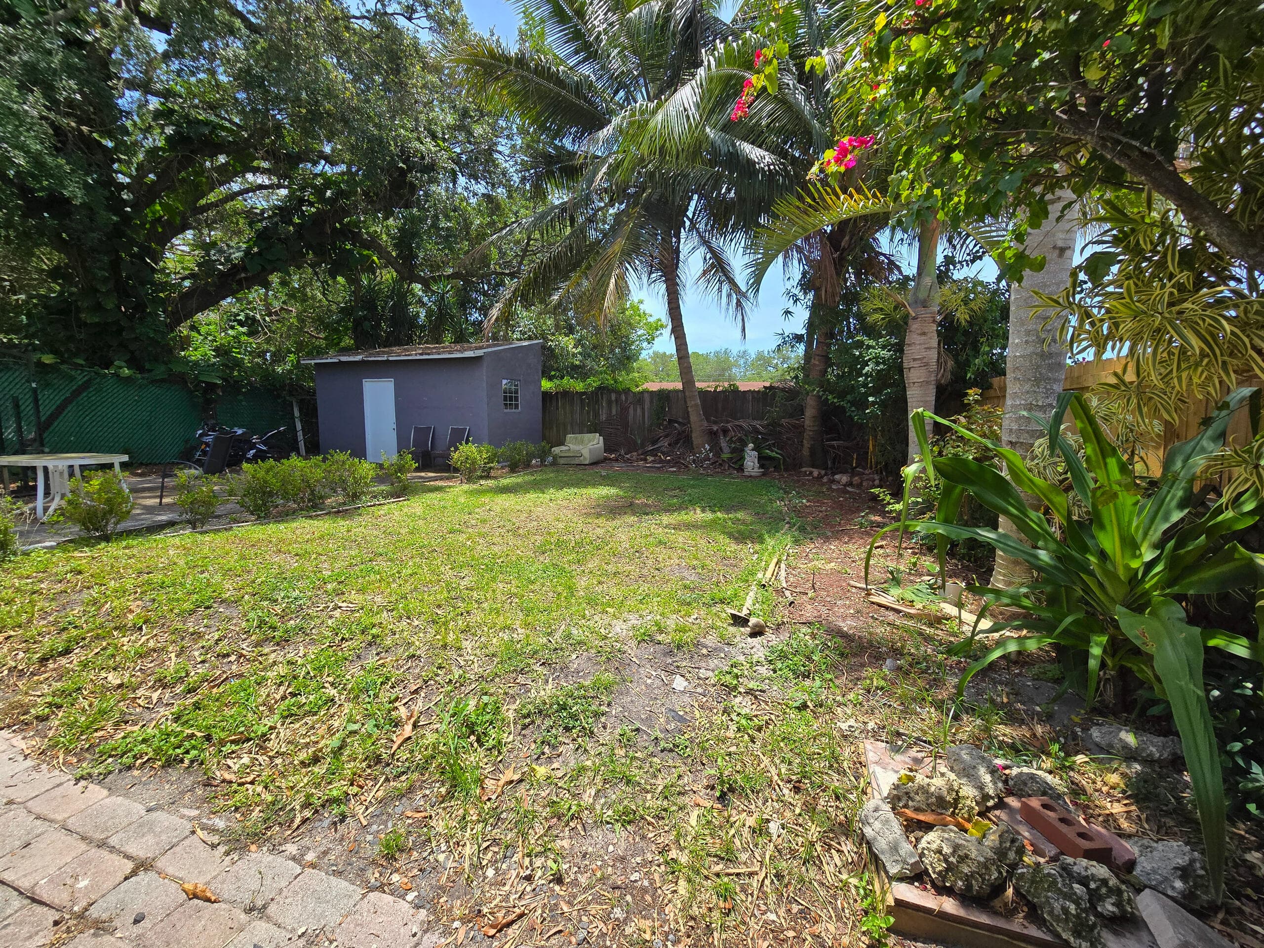2438 NE 184th Street, North Miami Beach, FL 33160 — photo 2 of 15